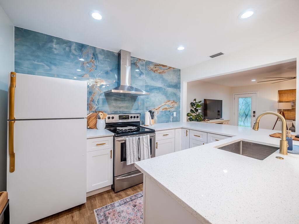 418 N Palmway, Lake Worth Beach, FL 33460 — photo 15 of 30
