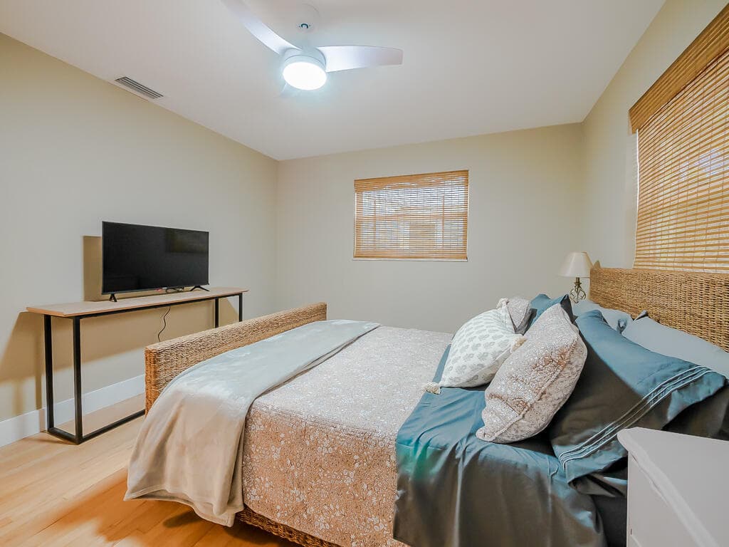 418 N Palmway, Lake Worth Beach, FL 33460 — photo 20 of 30