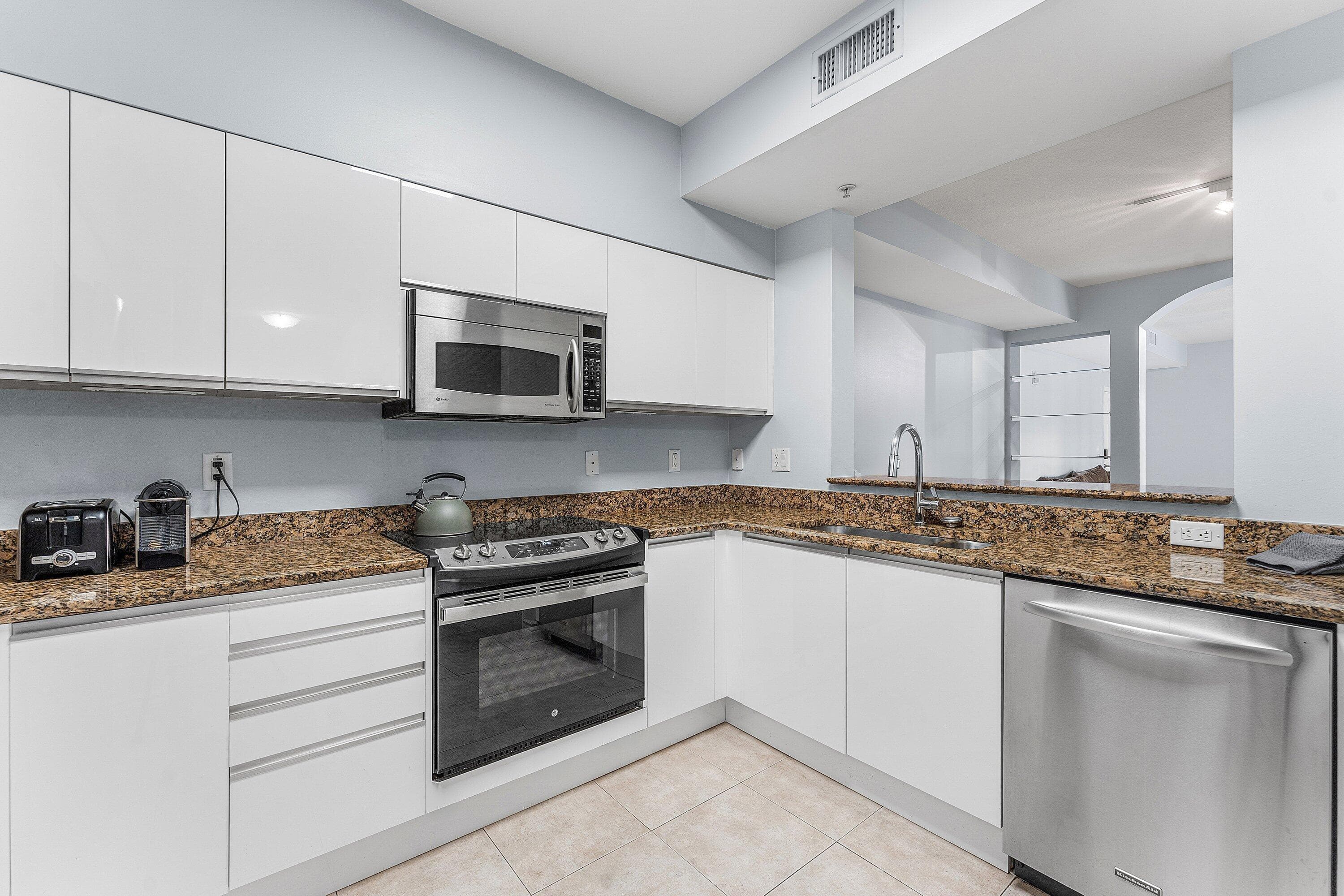 233 S Federal Highway 308, Boca Raton, FL 33432 — photo 8 of 44