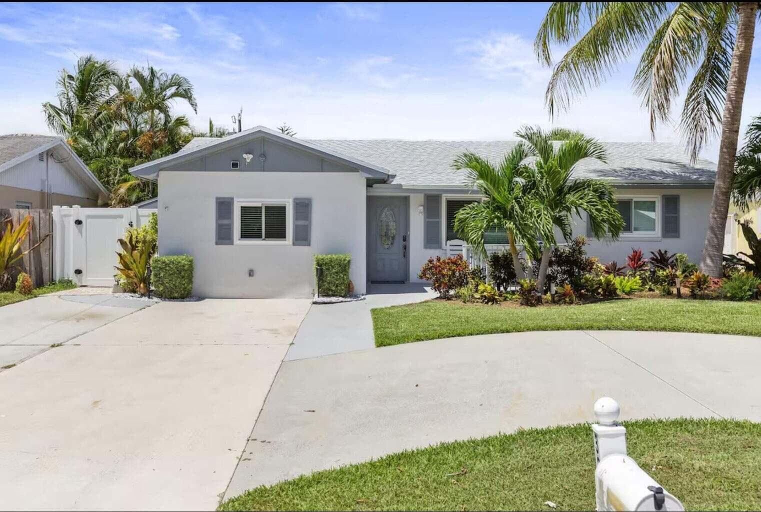 337 Balsam Street, Palm Beach Gardens, FL 33410 — photo 1 of 21