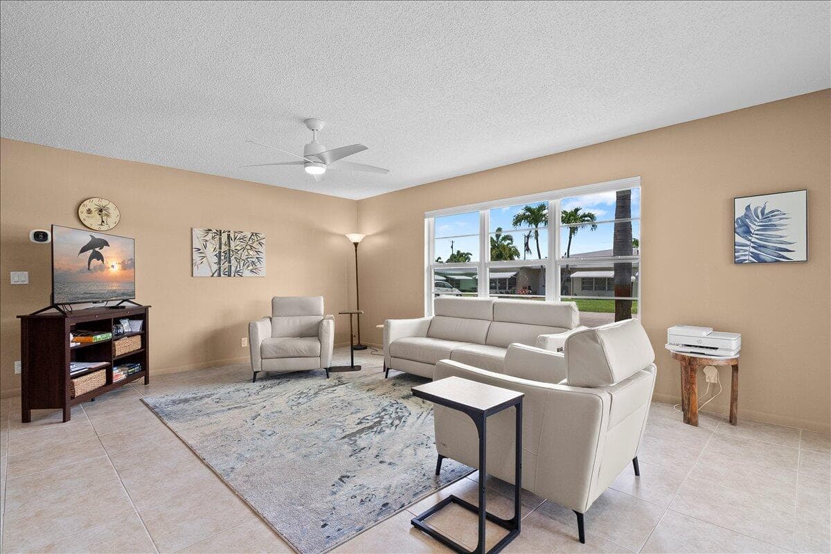 3311 Loren Road A, Boynton Beach, FL 33435 — photo 3 of 27