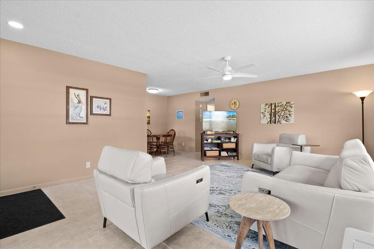 3311 Loren Road A, Boynton Beach, FL 33435 — photo 4 of 27