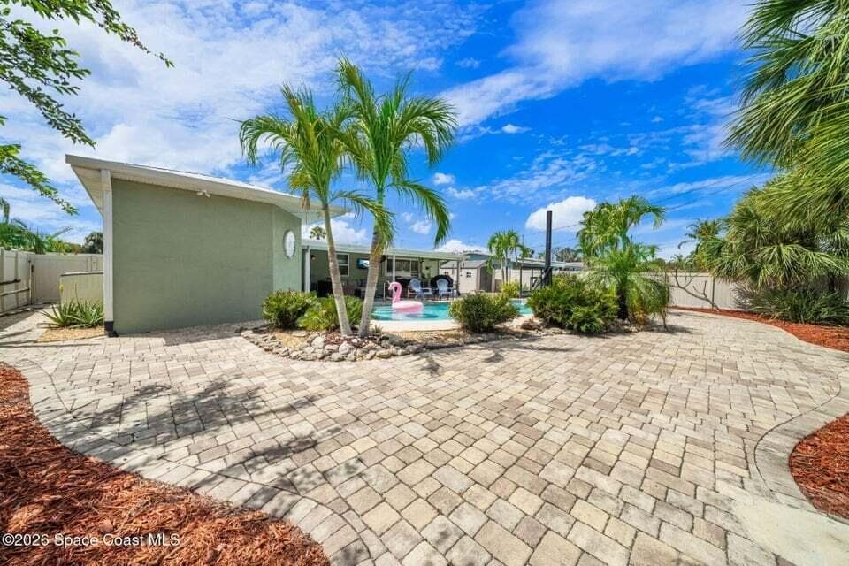 121 Algonquin Terrace, Indian Harbour Beach, FL 32937 — photo 7 of 37