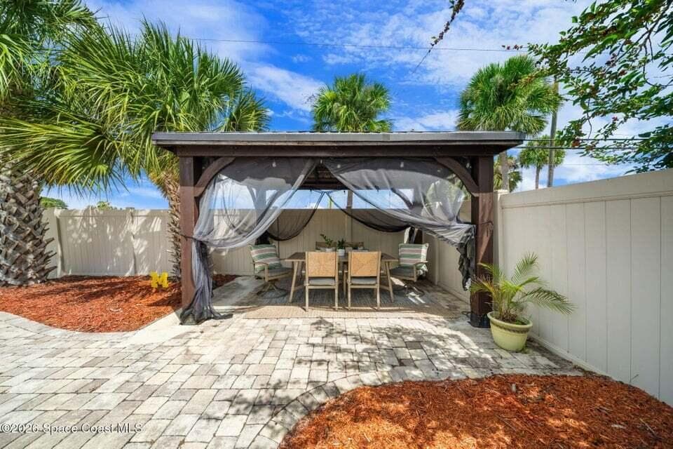 121 Algonquin Terrace, Indian Harbour Beach, FL 32937 — photo 8 of 37