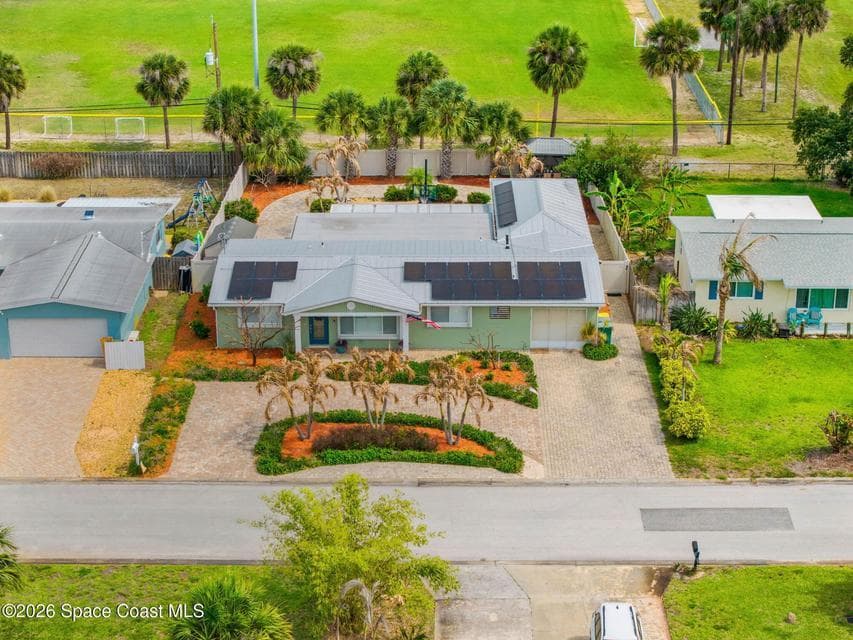 121 Algonquin Terrace, Indian Harbour Beach, FL 32937 — photo 11 of 37