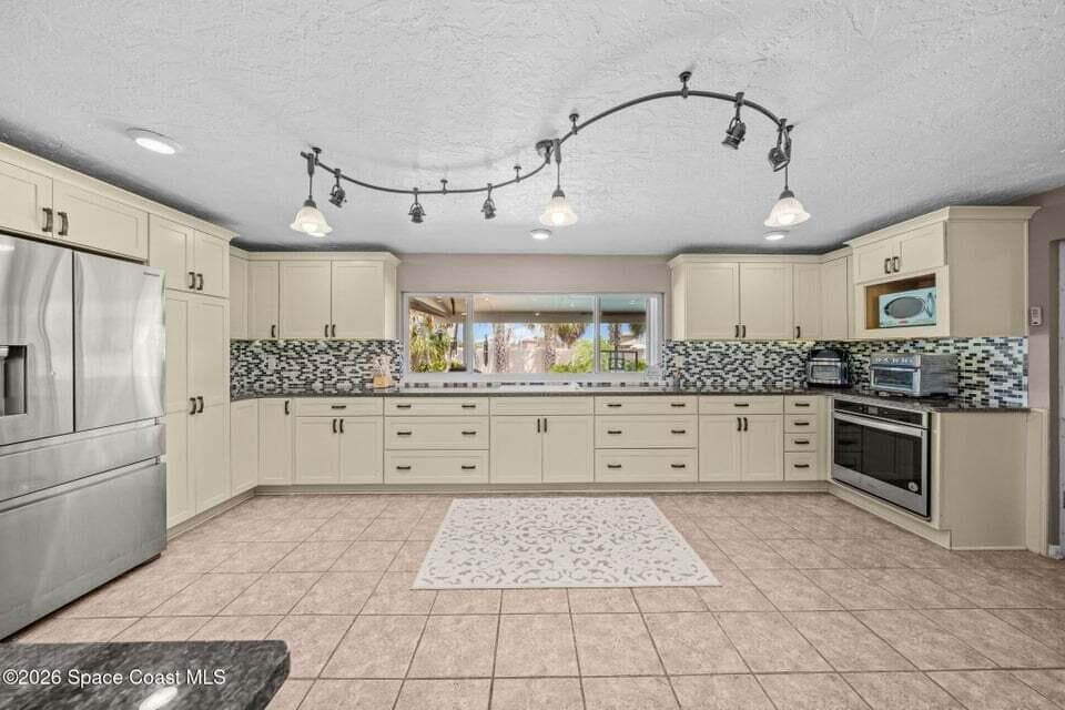 121 Algonquin Terrace, Indian Harbour Beach, FL 32937 — photo 34 of 37