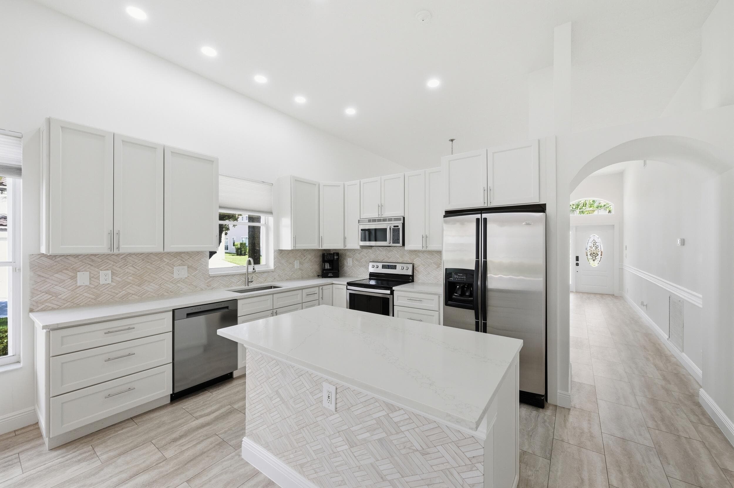 8534 Vía D Oro, Boca Raton, FL 33433 — photo 8 of 34