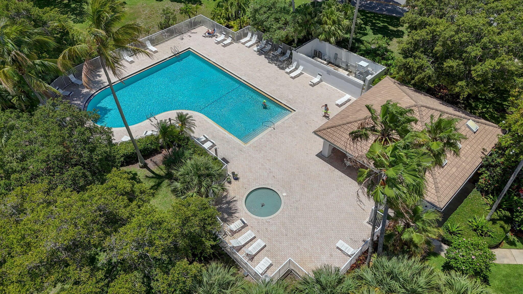 1702 Silverleaf Oak Court, Palm Beach Gardens, FL 33410 — photo 39 of 41
