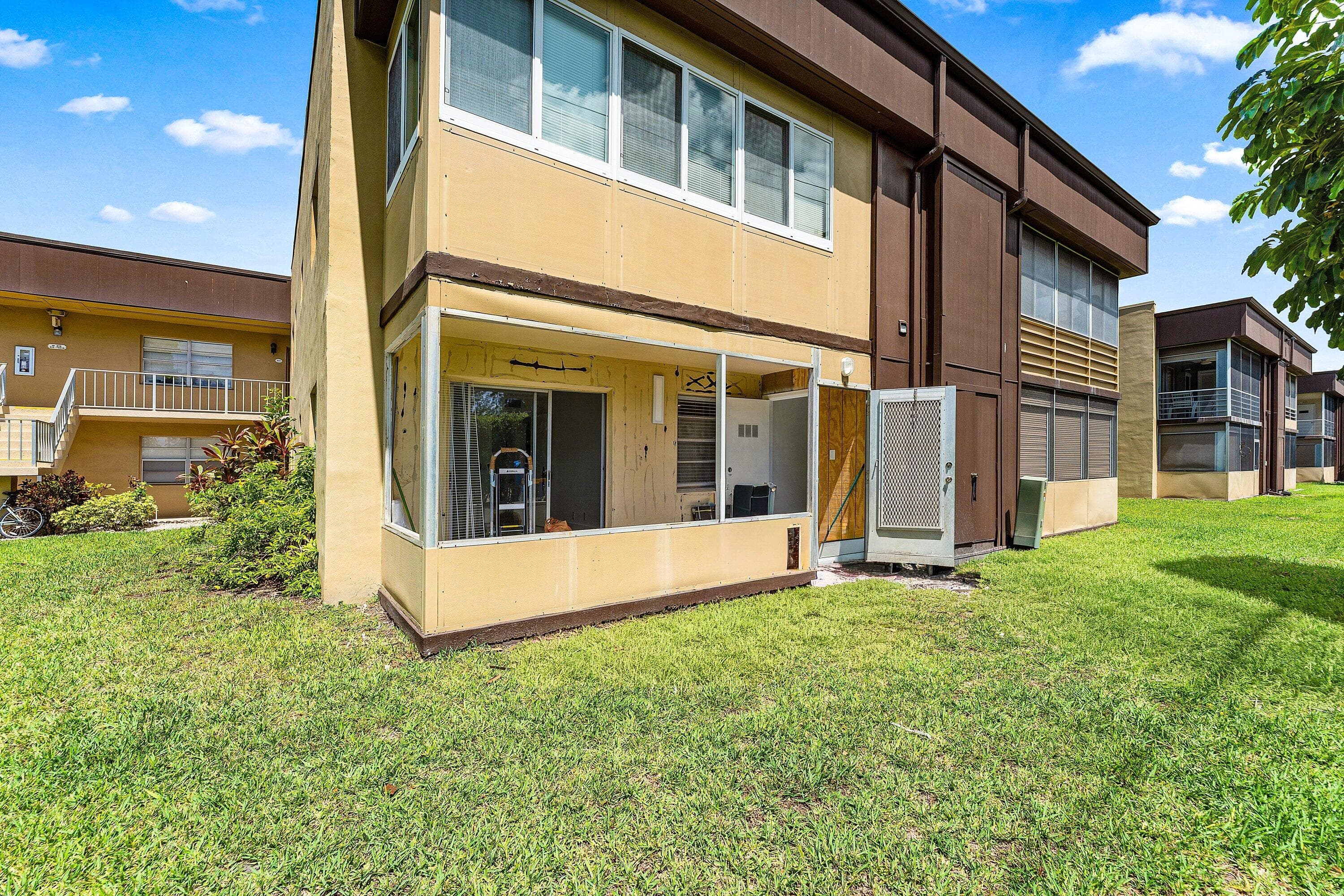 790 Burgundy Q, Delray Beach, FL 33484 — photo 4 of 27