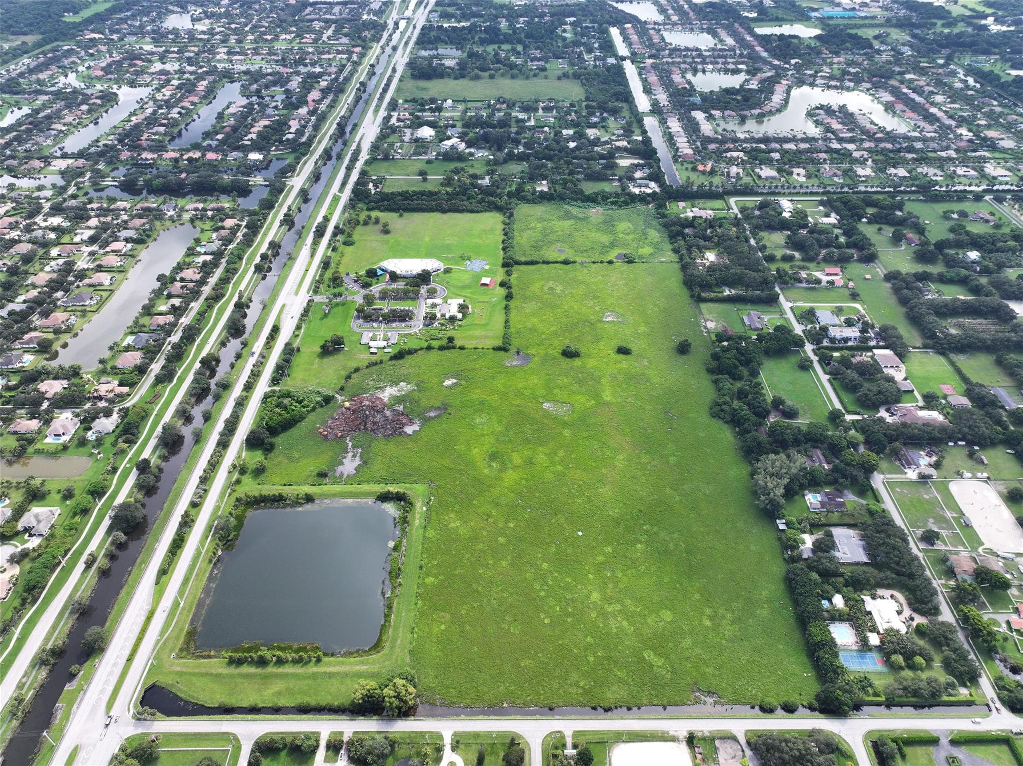 13900 Griffin Road, Southwest Ranches, FL 33330 — photo 8 of 10