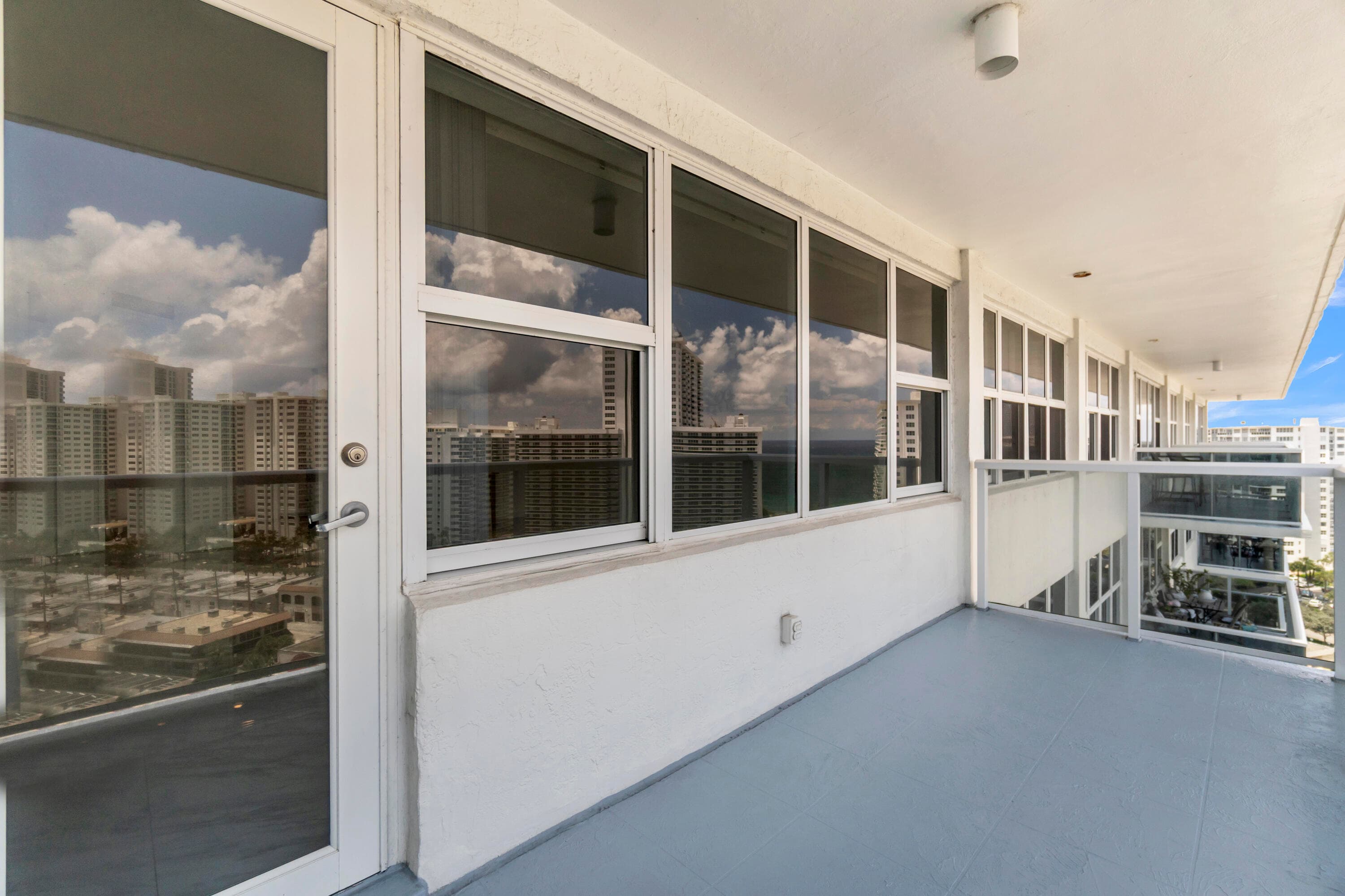3300 NE 36th Street 1711, Fort Lauderdale, FL 33308 — photo 8 of 48