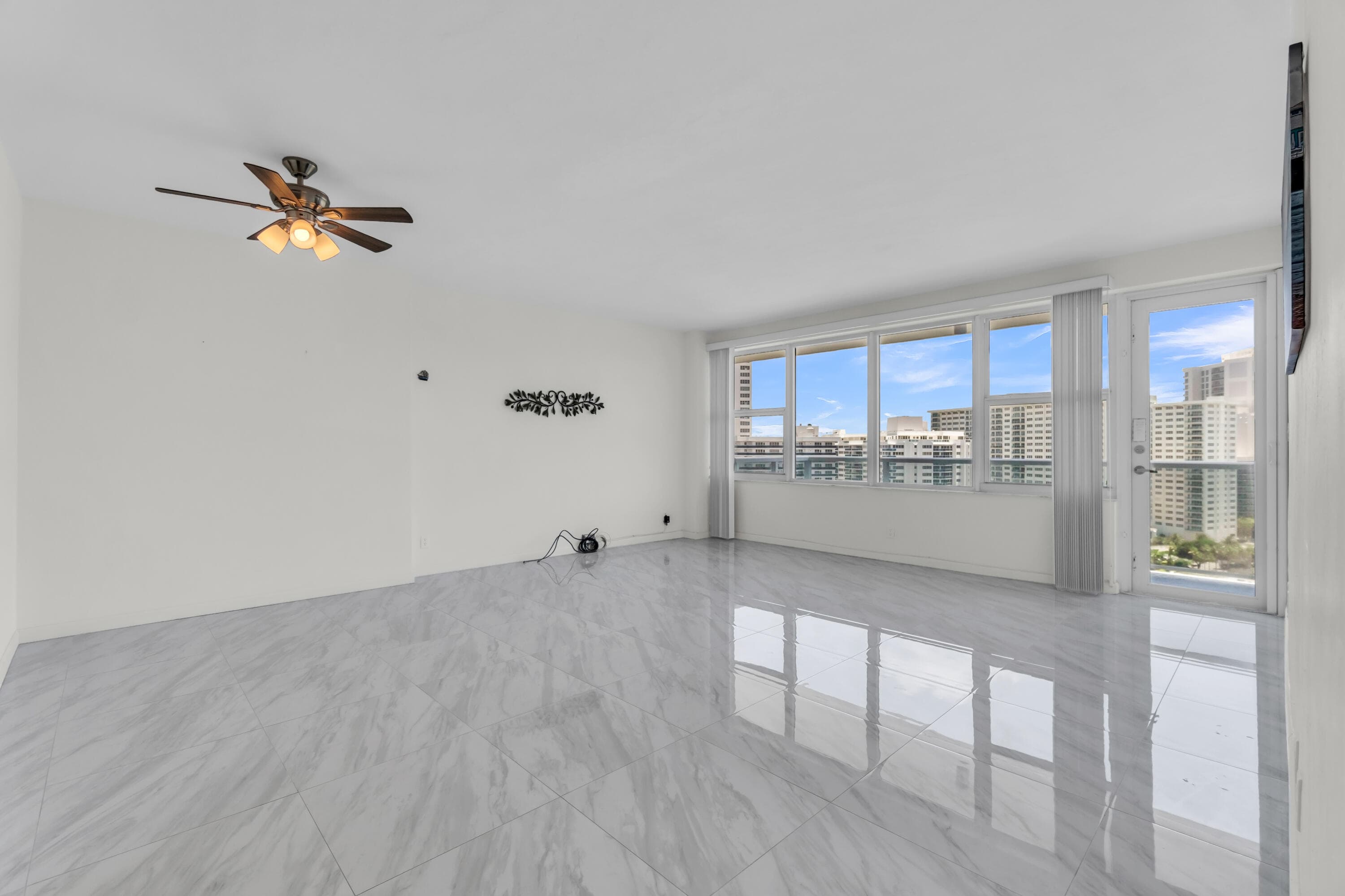 3300 NE 36th Street 1711, Fort Lauderdale, FL 33308 — photo 4 of 48
