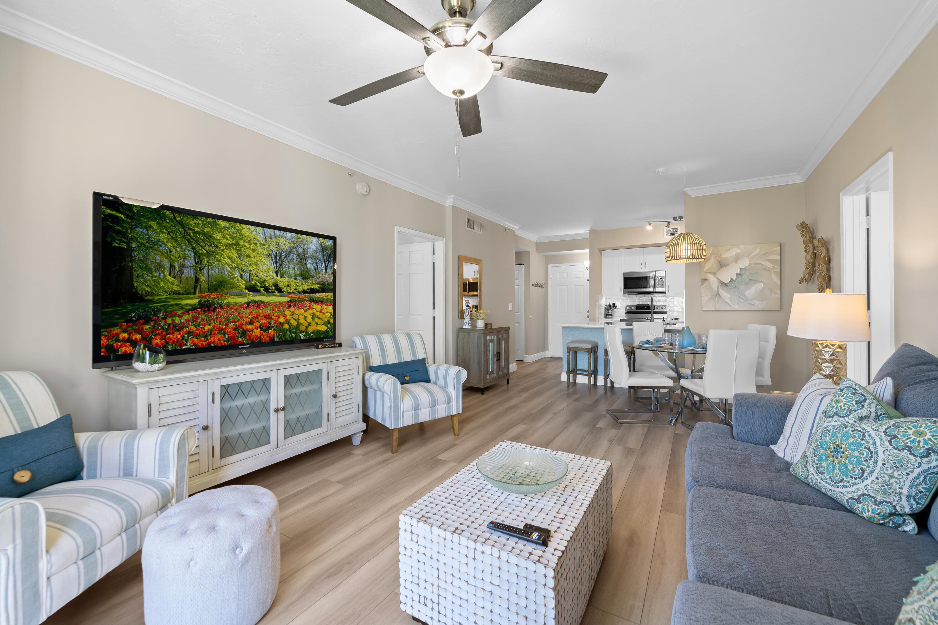 720 S Sapodilla Avenue 502, West Palm Beach, FL 33401 — photo 8 of 27