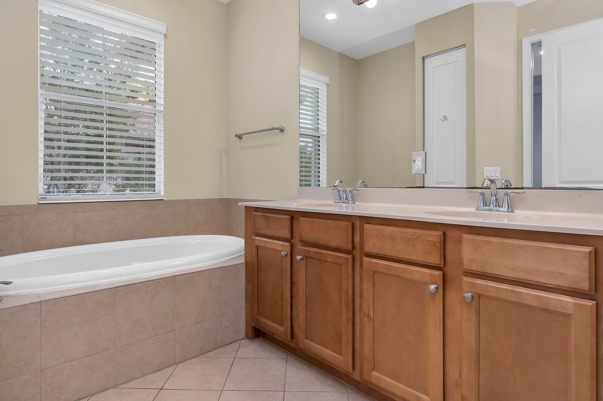 3330 NW 124th Way, Sunrise, FL 33323 — photo 16 of 60