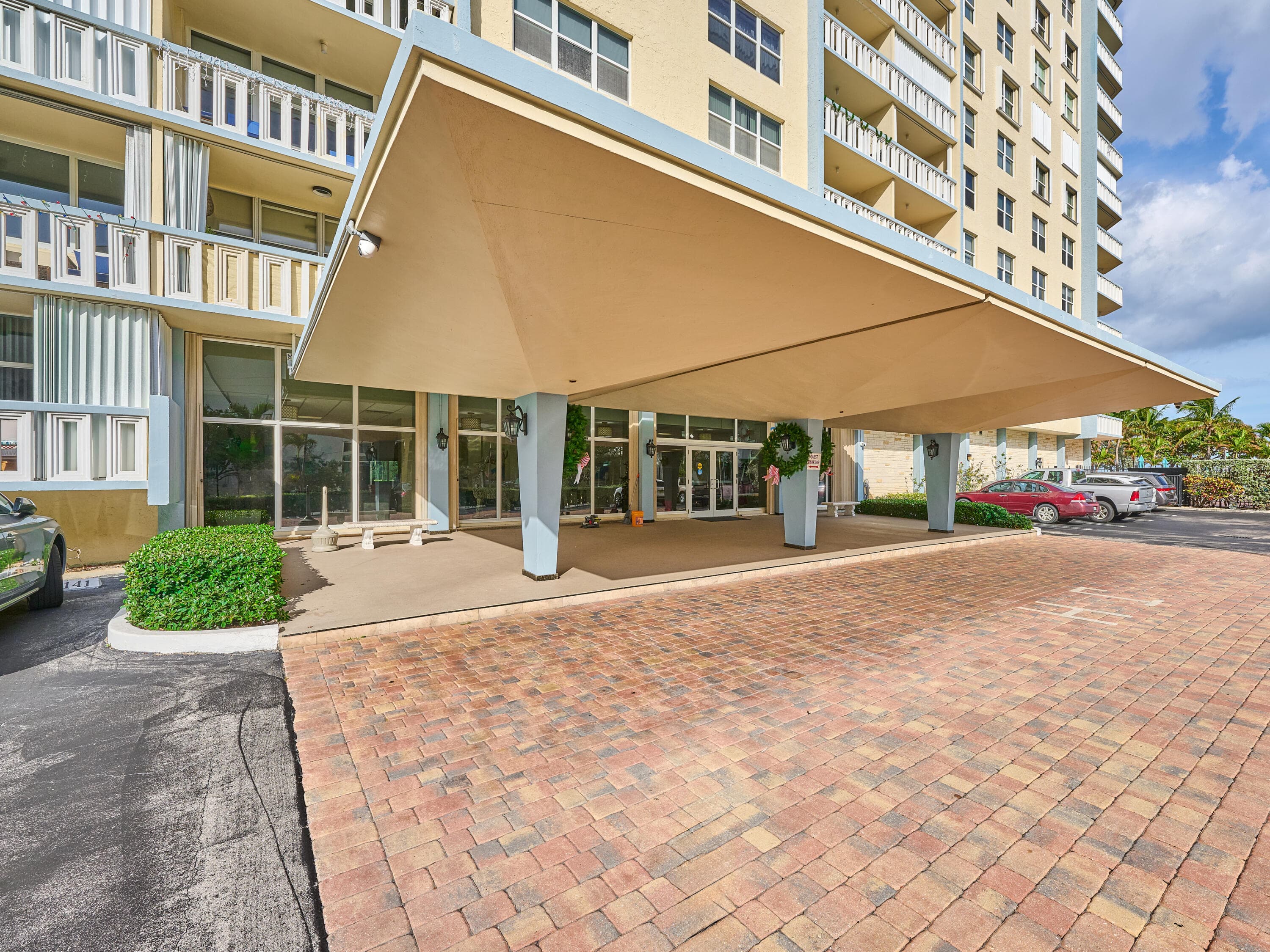 305 N Pompano Beach Boulevard 1204, Pompano Beach, FL 33062 — photo 43 of 44
