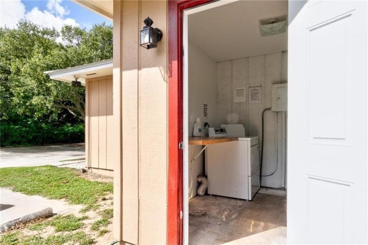 958 Louisiana Avenue 958, Sebastian, FL 32958 — photo 26 of 32