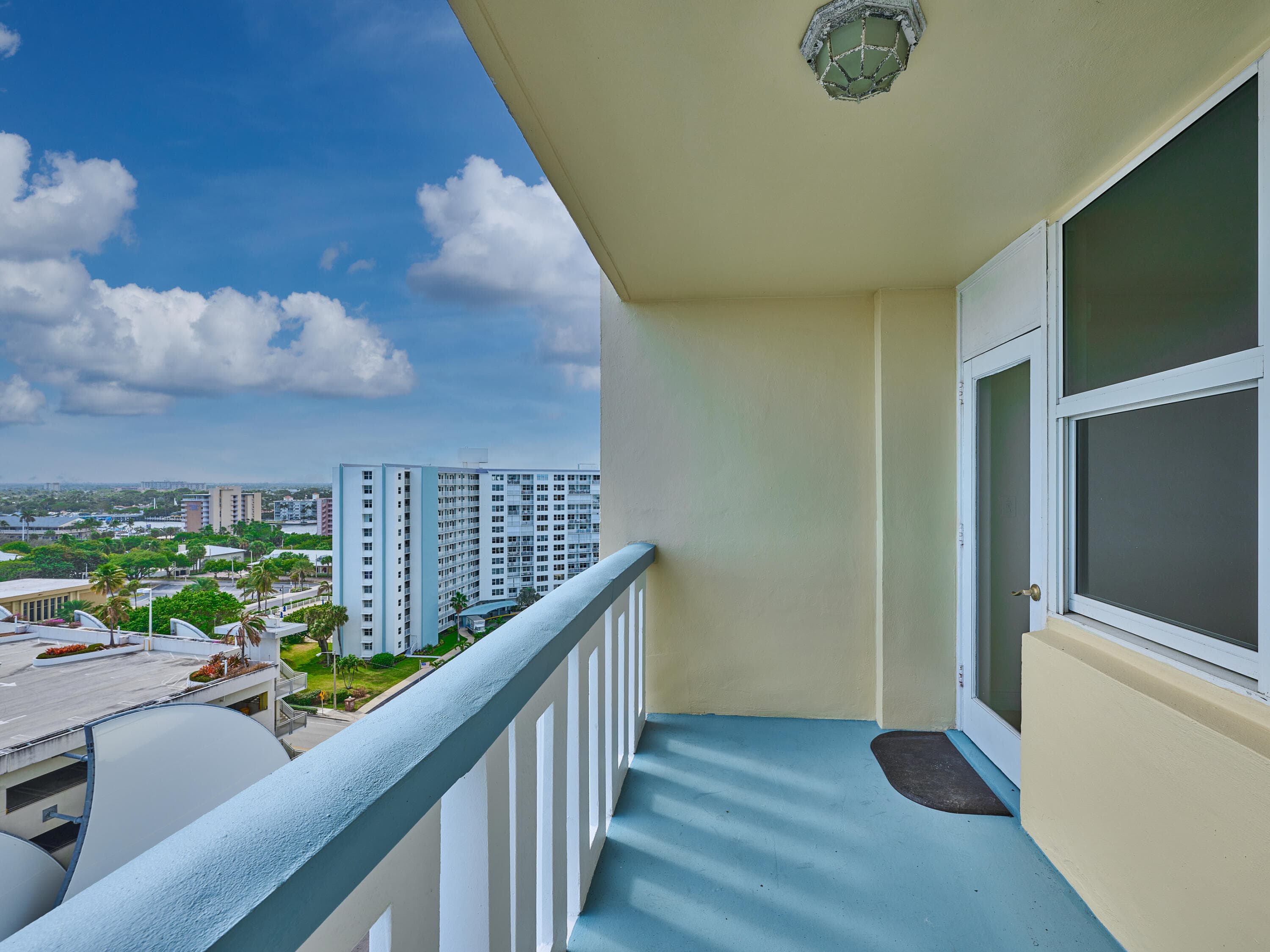305 N Pompano Beach Boulevard 1204, Pompano Beach, FL 33062 — photo 11 of 44