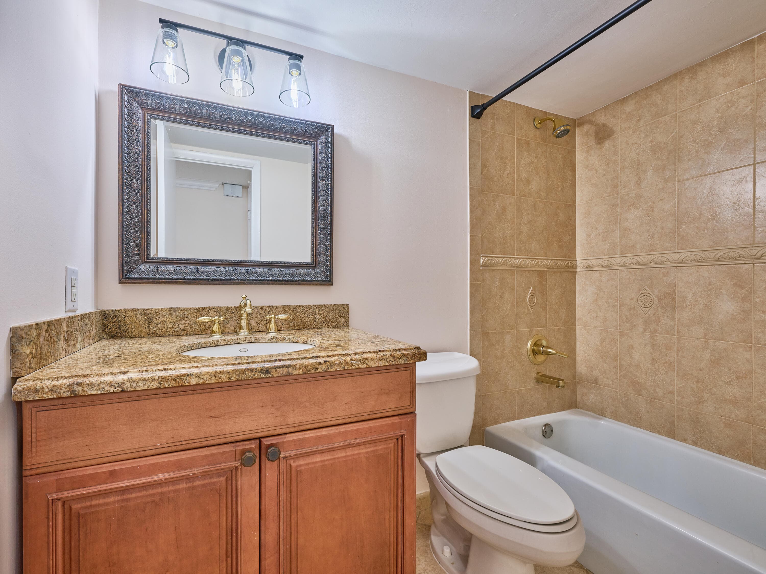 305 N Pompano Beach Boulevard 1204, Pompano Beach, FL 33062 — photo 19 of 44