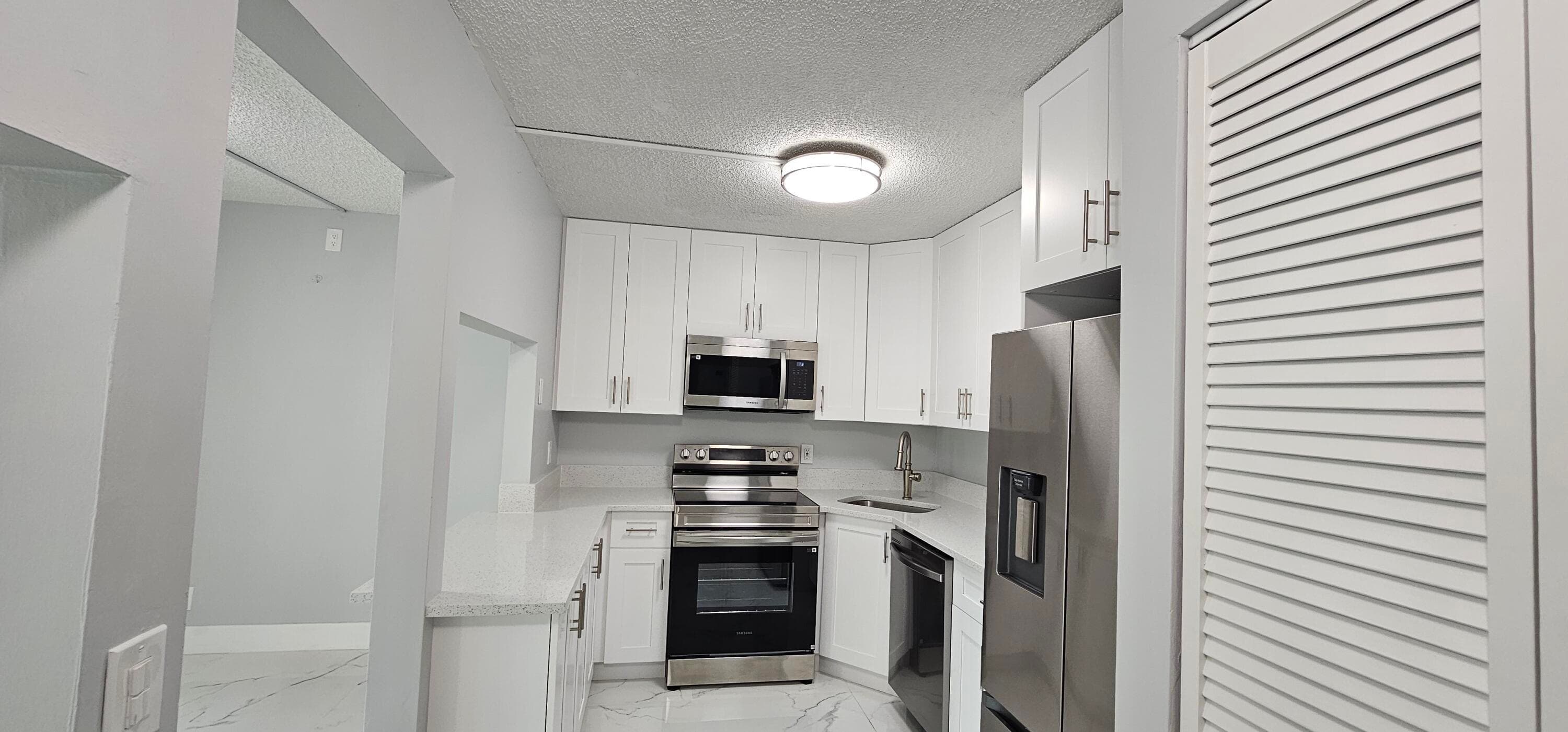 4991 Sable Pine Circle B1, West Palm Beach, FL 33417 — photo 3 of 11