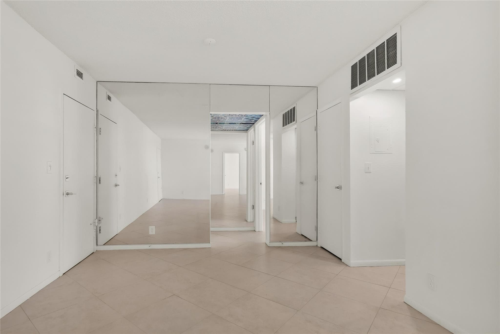 2715 N Ocean Boulevard 7d, Fort Lauderdale, FL 33308 — photo 8 of 26