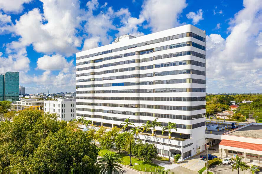 4770 Biscayne Boulevard 620, Miami, FL 33137 — photo 2 of 21