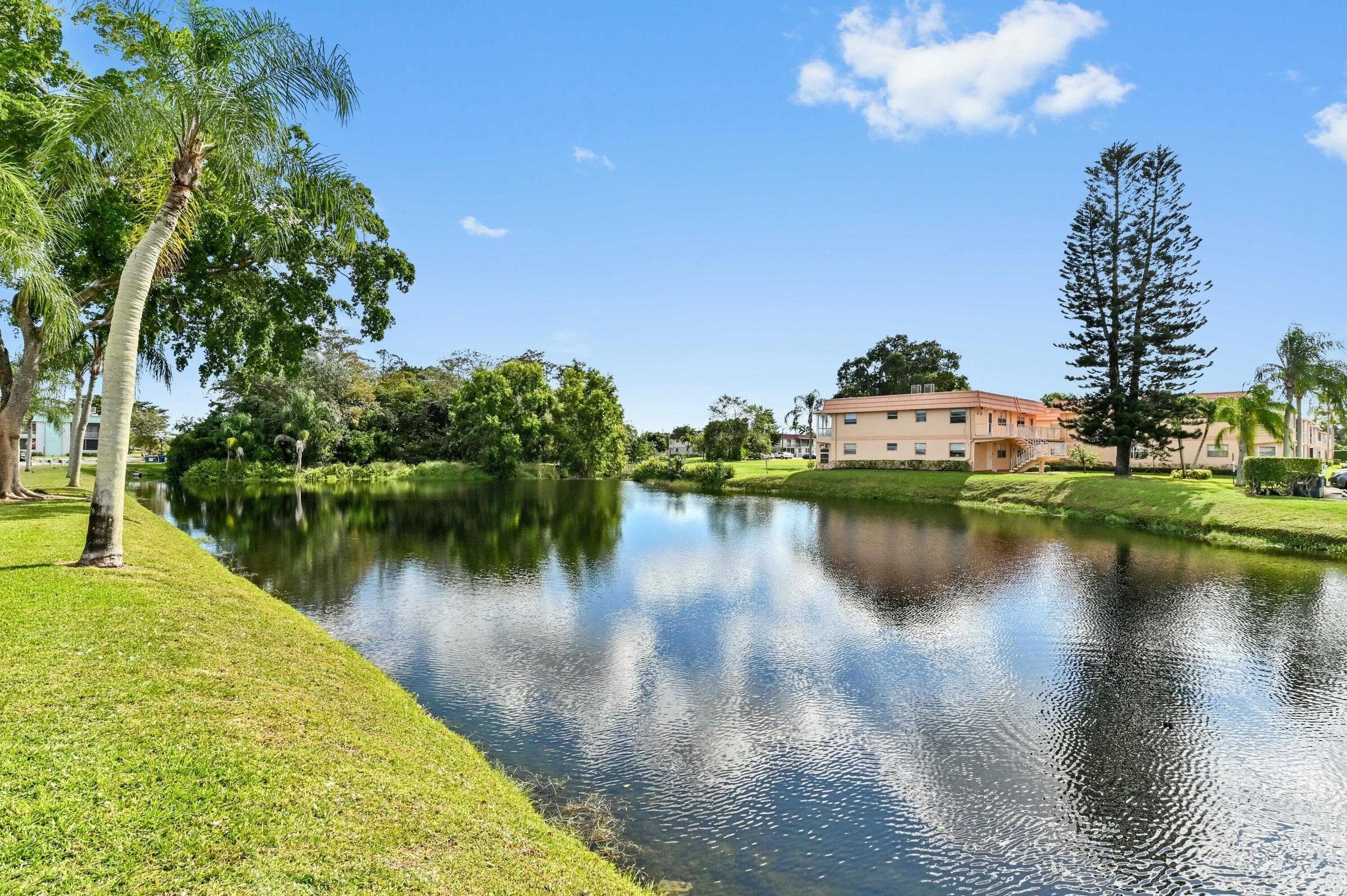 686 Brittany Drive O, Delray Beach, FL 33446 — photo 13 of 22