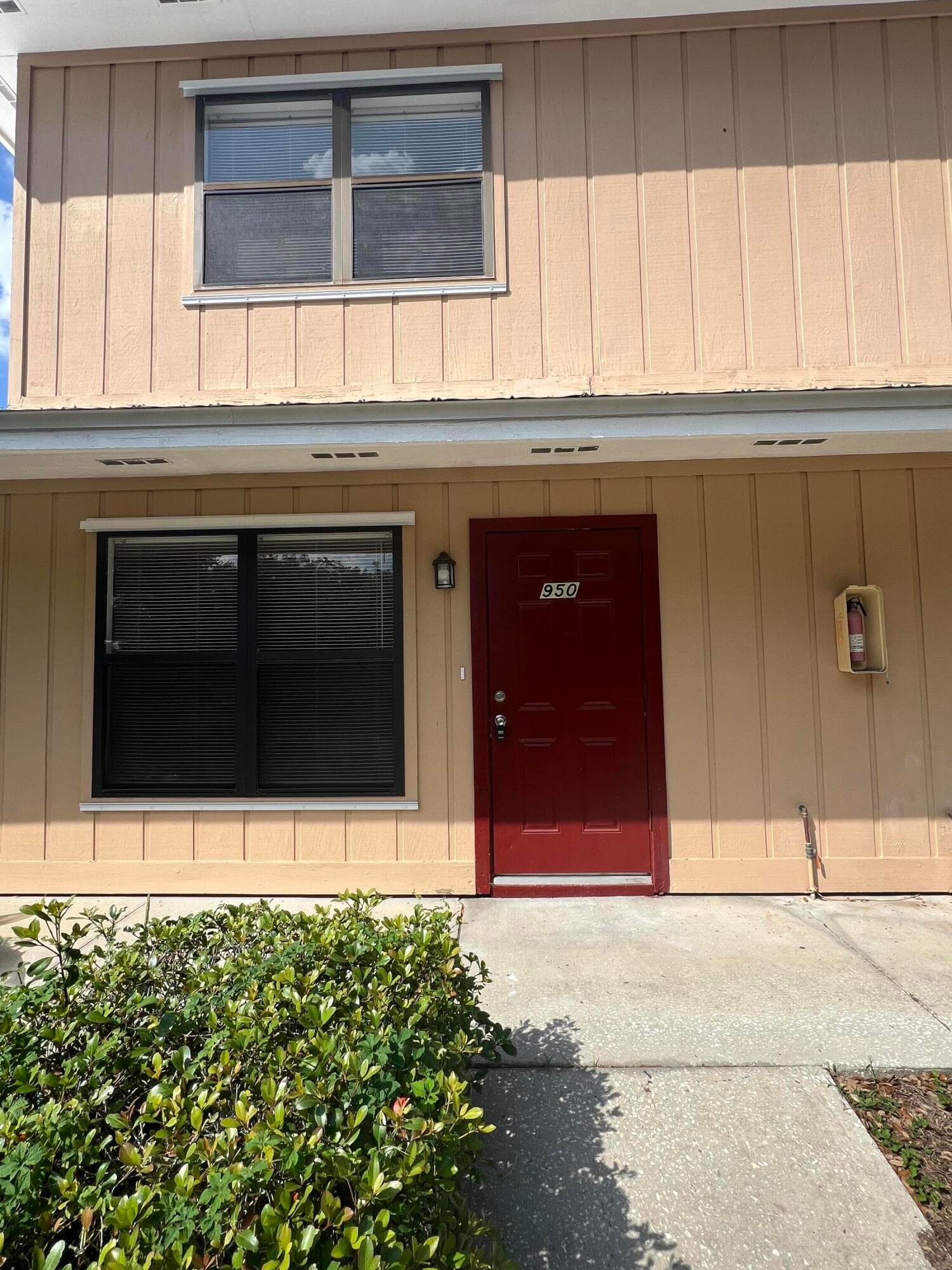 950 Louisiana Avenue, Sebastian, FL 32958 — photo 2 of 18
