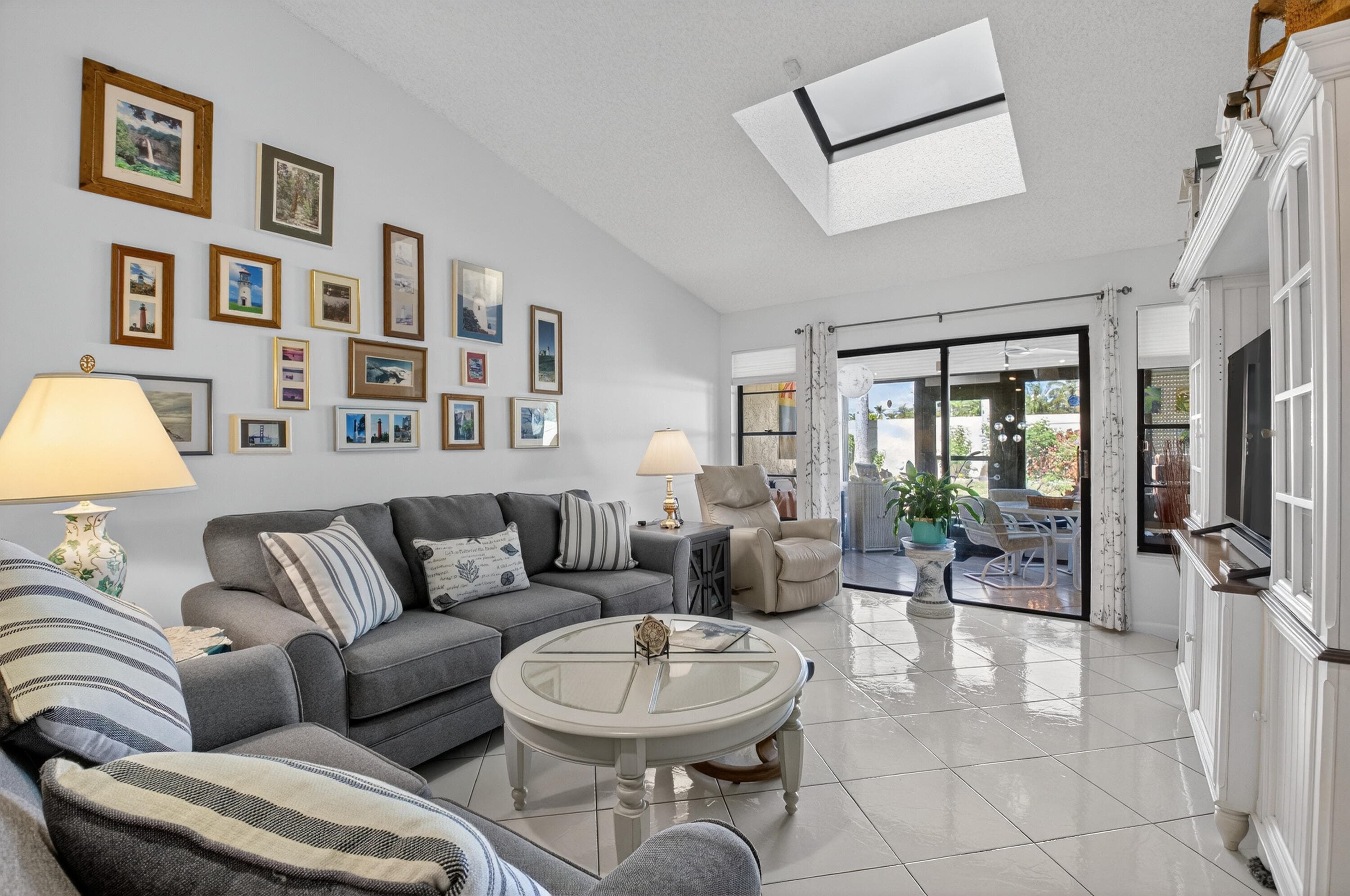 5893 Sunswept Lane B, Boynton Beach, FL 33437 — photo 3 of 58