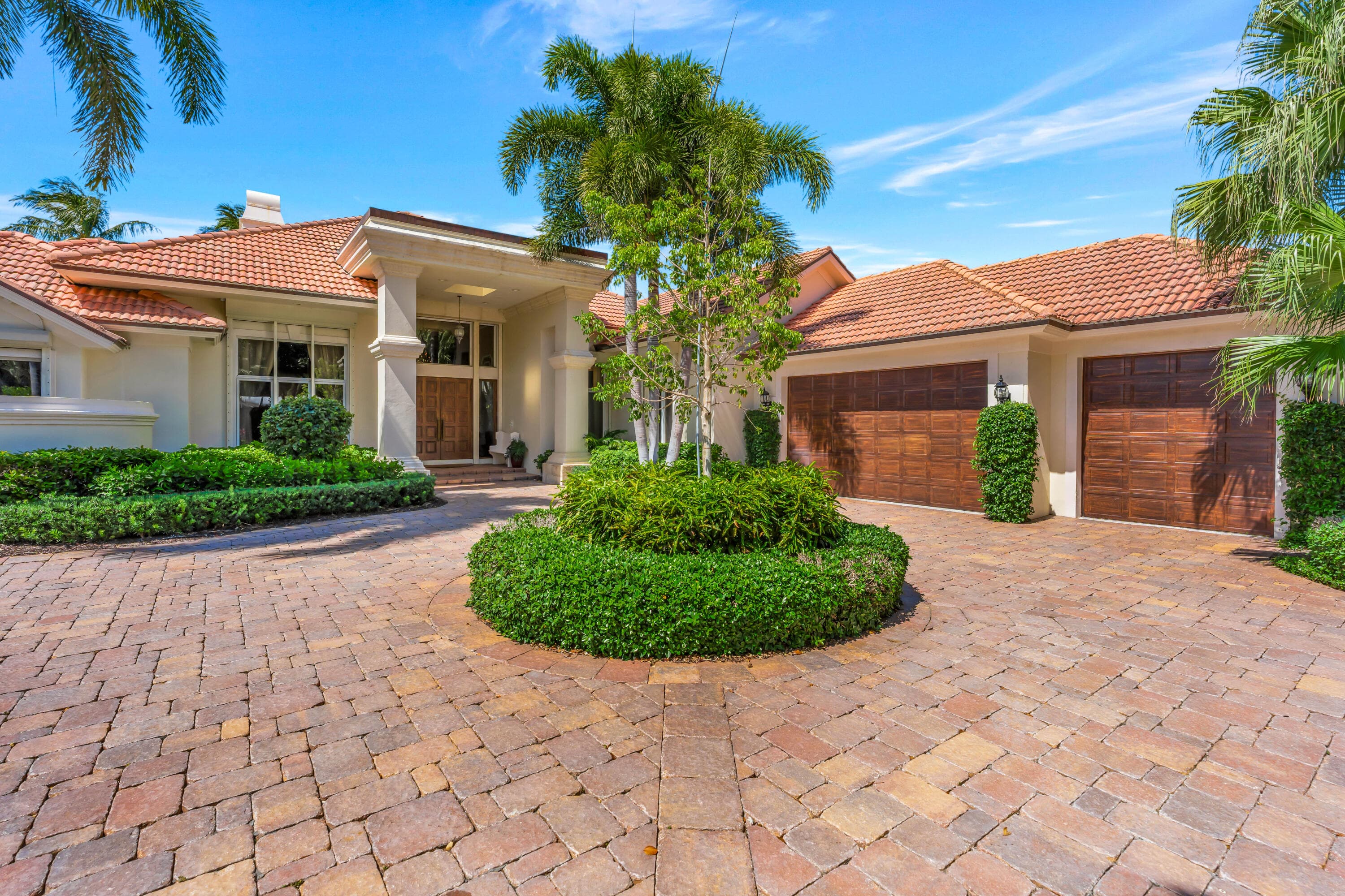 416 Mariner Drive, Jupiter, FL 33477 — photo 3 of 92