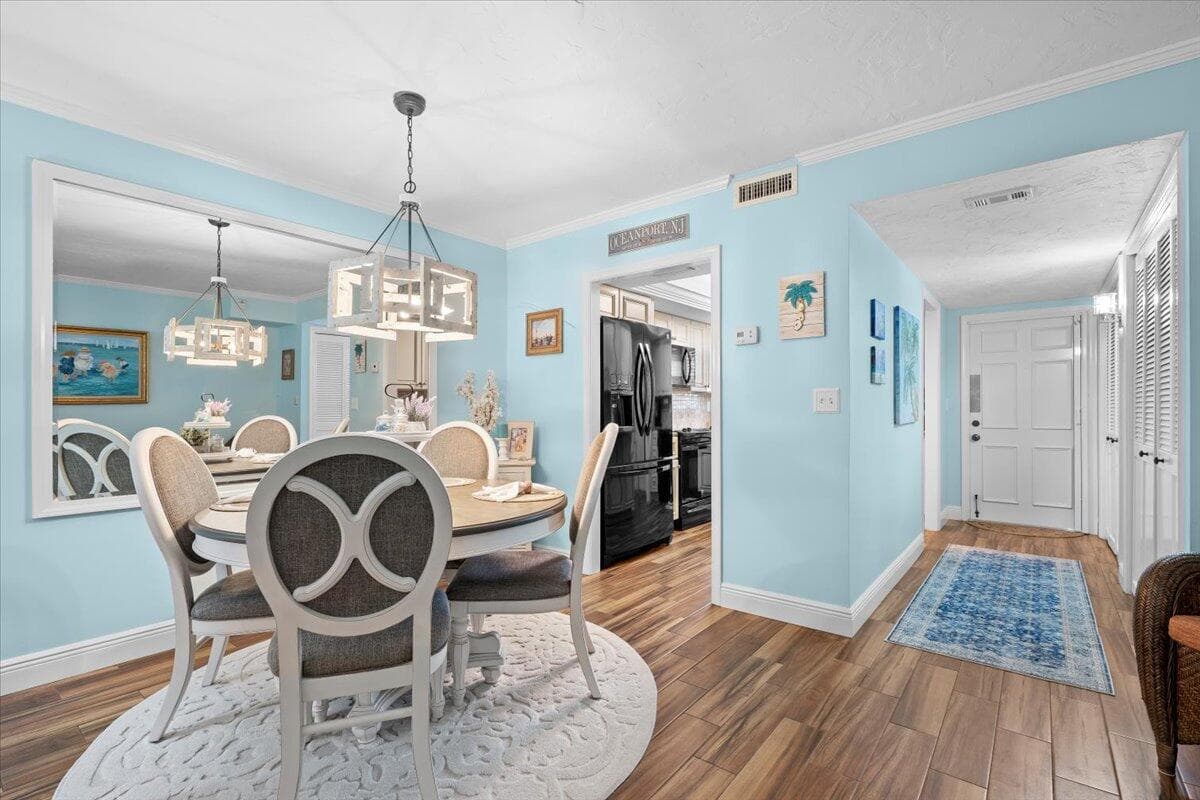 1205 Sandy Lane 145, Singer Island, FL 33404 — photo 1 of 30