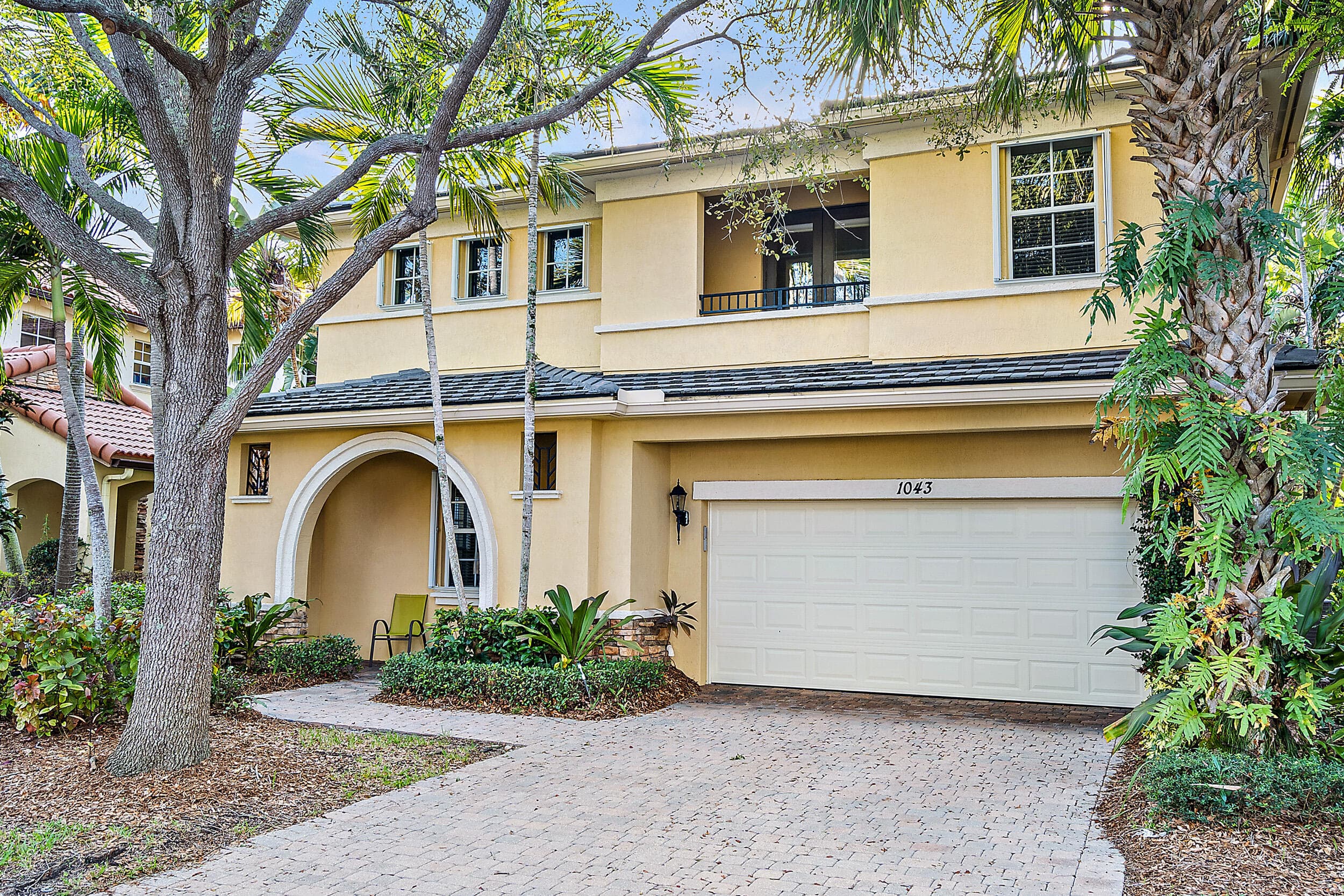 1043 Vintner Boulevard, Palm Beach Gardens, FL 33410 — photo 1 of 65