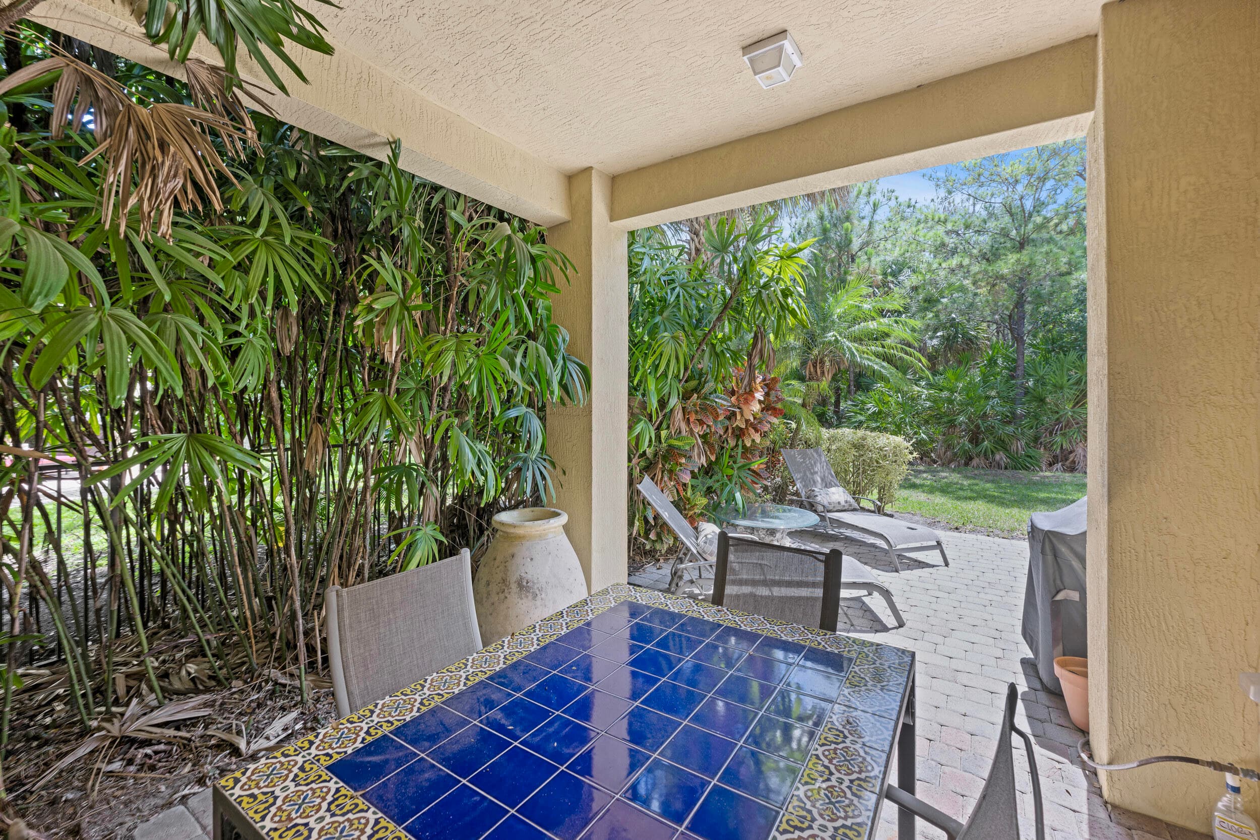 1043 Vintner Boulevard, Palm Beach Gardens, FL 33410 — photo 12 of 65