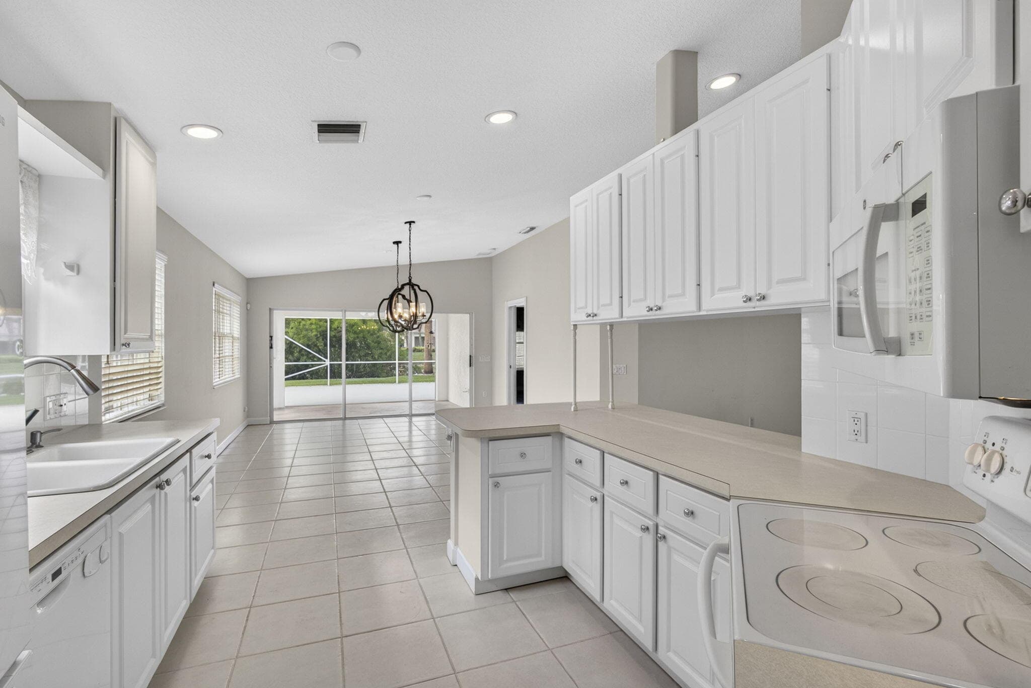 8093 Montserrat Place, Wellington, FL 33414 — photo 11 of 39