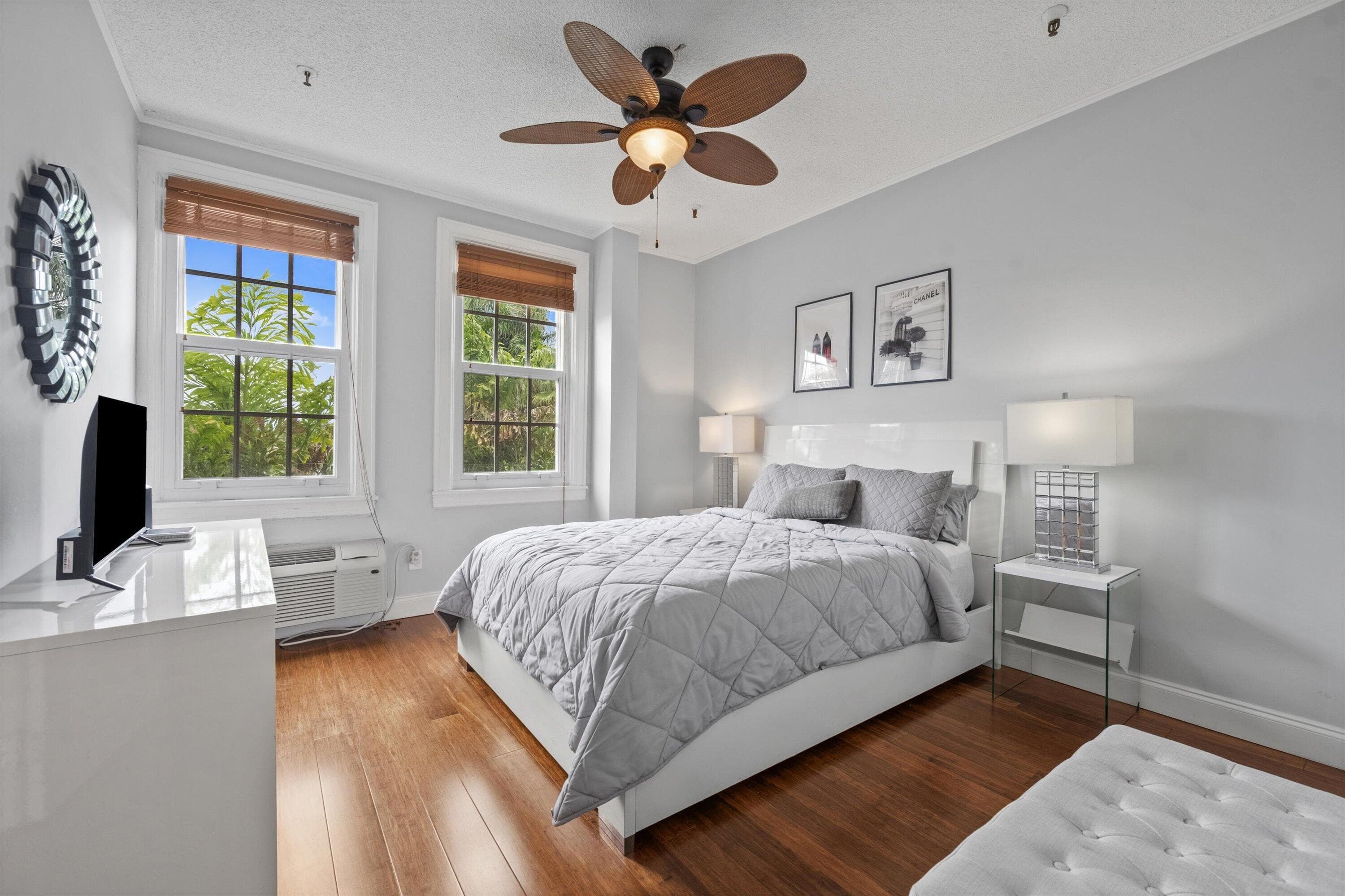 235 Sunrise Avenue 3232, Palm Beach, FL 33480 — photo 13 of 23