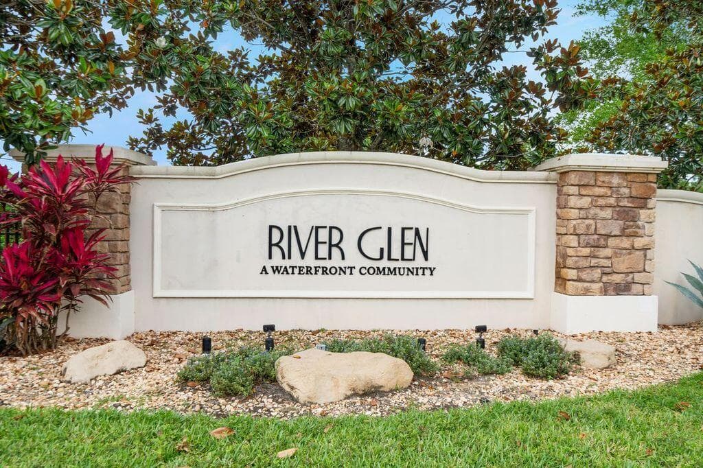 626 SW Glen Crest Way, Stuart, FL 34997 — photo 2 of 33