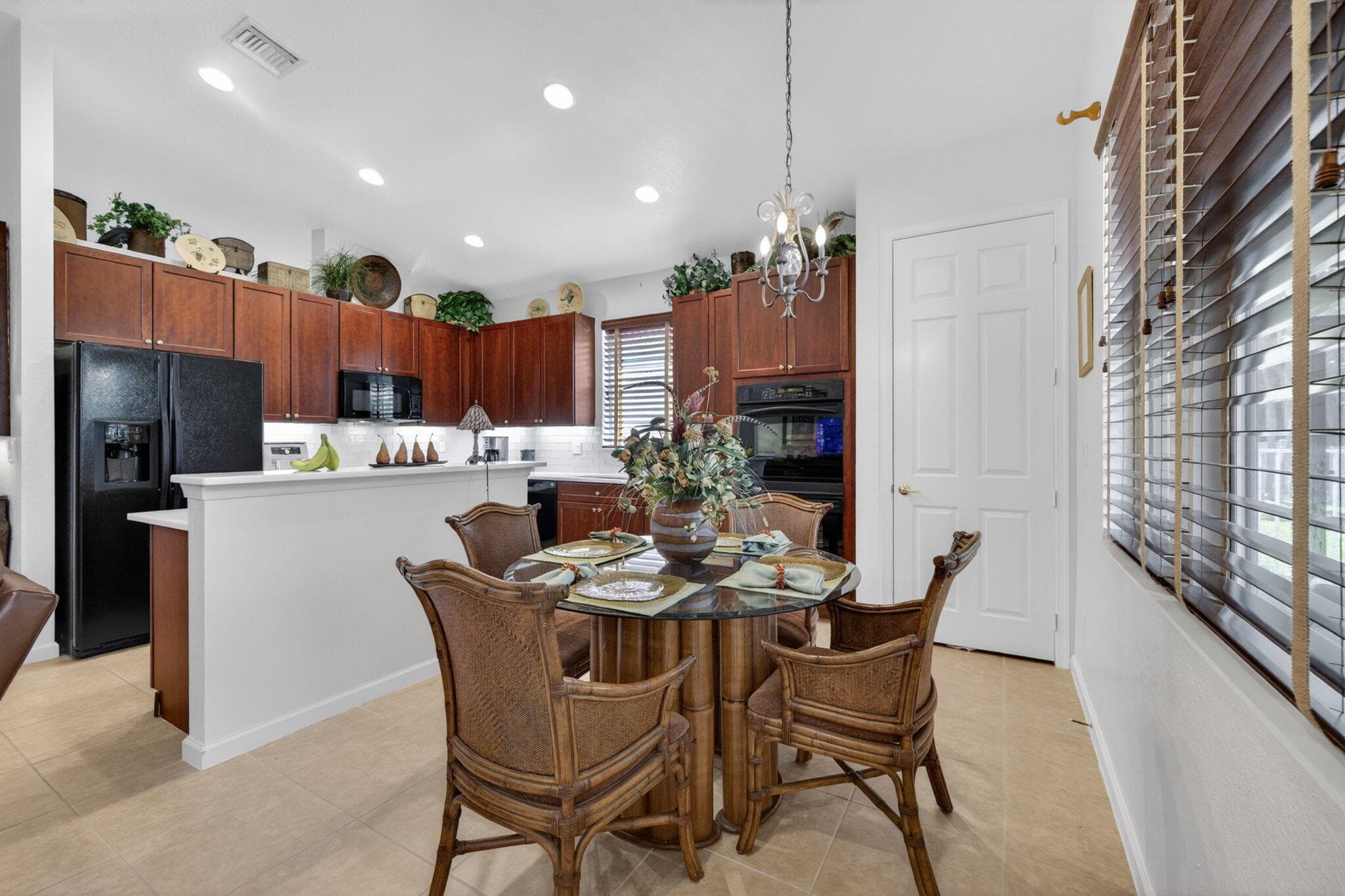 2206 Newport Isles Boulevard, Port St. Lucie, FL 34953 — photo 15 of 57