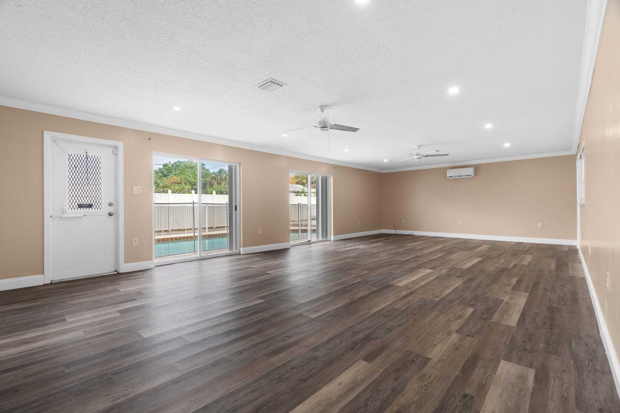 3201 Alice Drive, Palm Springs, FL 33461 — photo 15 of 65