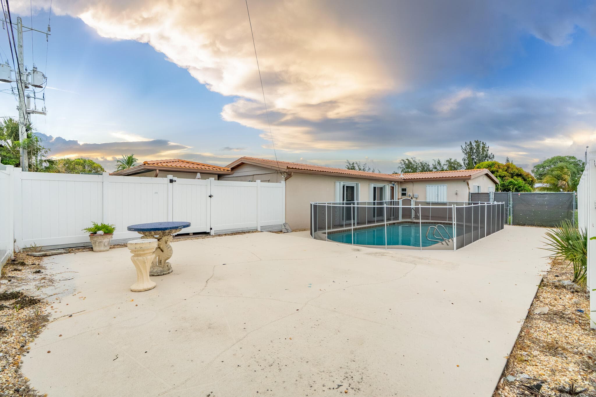 3201 Alice Drive, Palm Springs, FL 33461 — photo 6 of 65