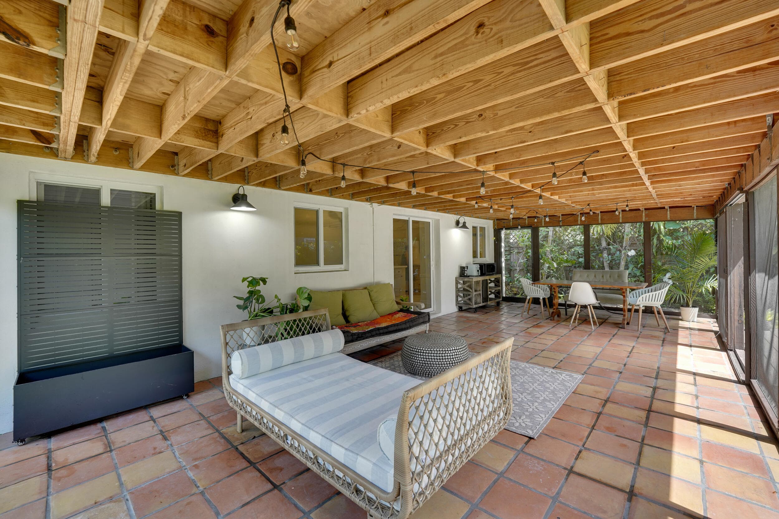 1236 NE 13th Avenue, Fort Lauderdale, FL 33304 — photo 21 of 41