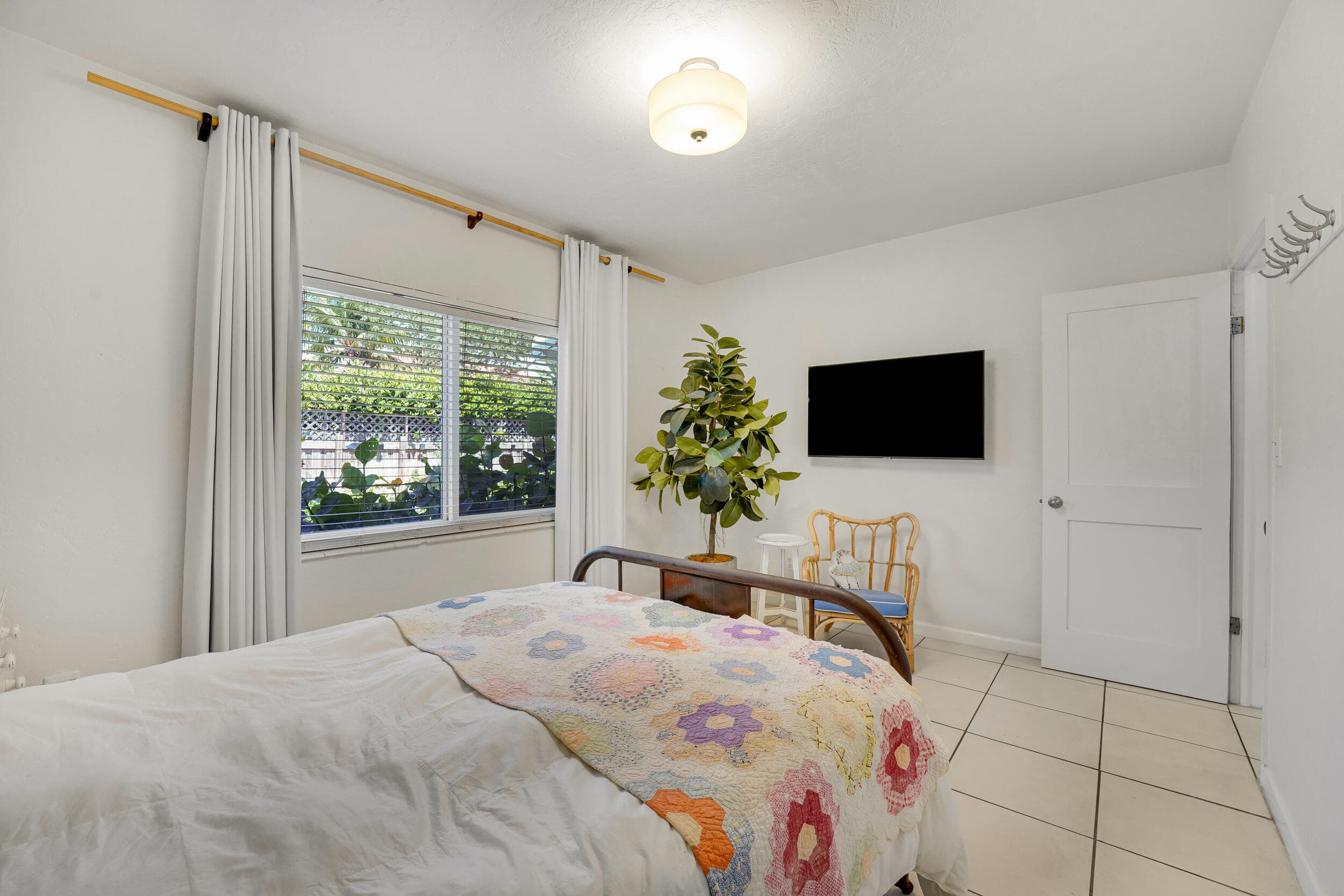 1236 NE 13th Avenue, Fort Lauderdale, FL 33304 — photo 34 of 41