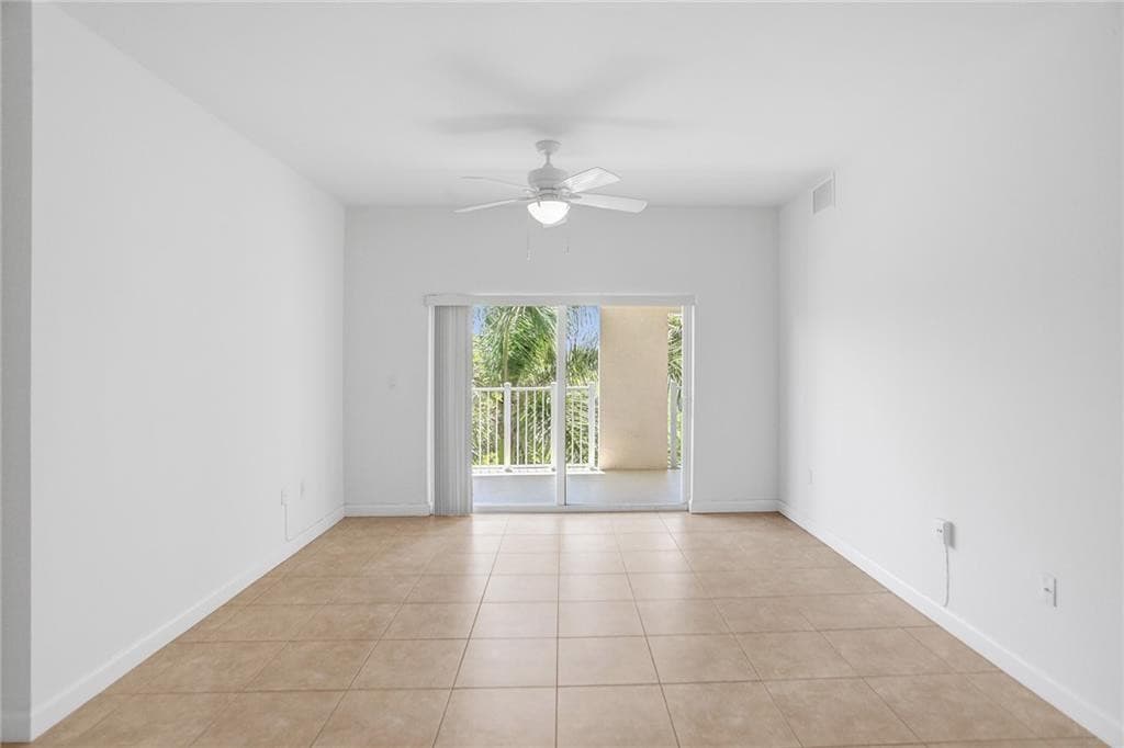 1931 NE 2nd Street 303, Deerfield Beach, FL 33441 — photo 17 of 36