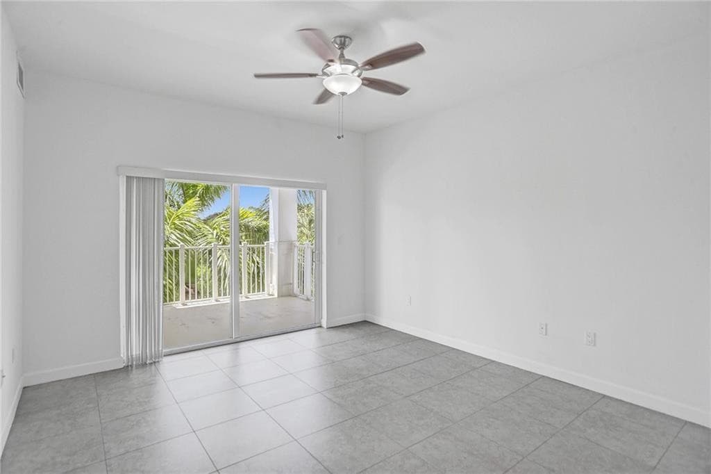 1931 NE 2nd Street 303, Deerfield Beach, FL 33441 — photo 22 of 36