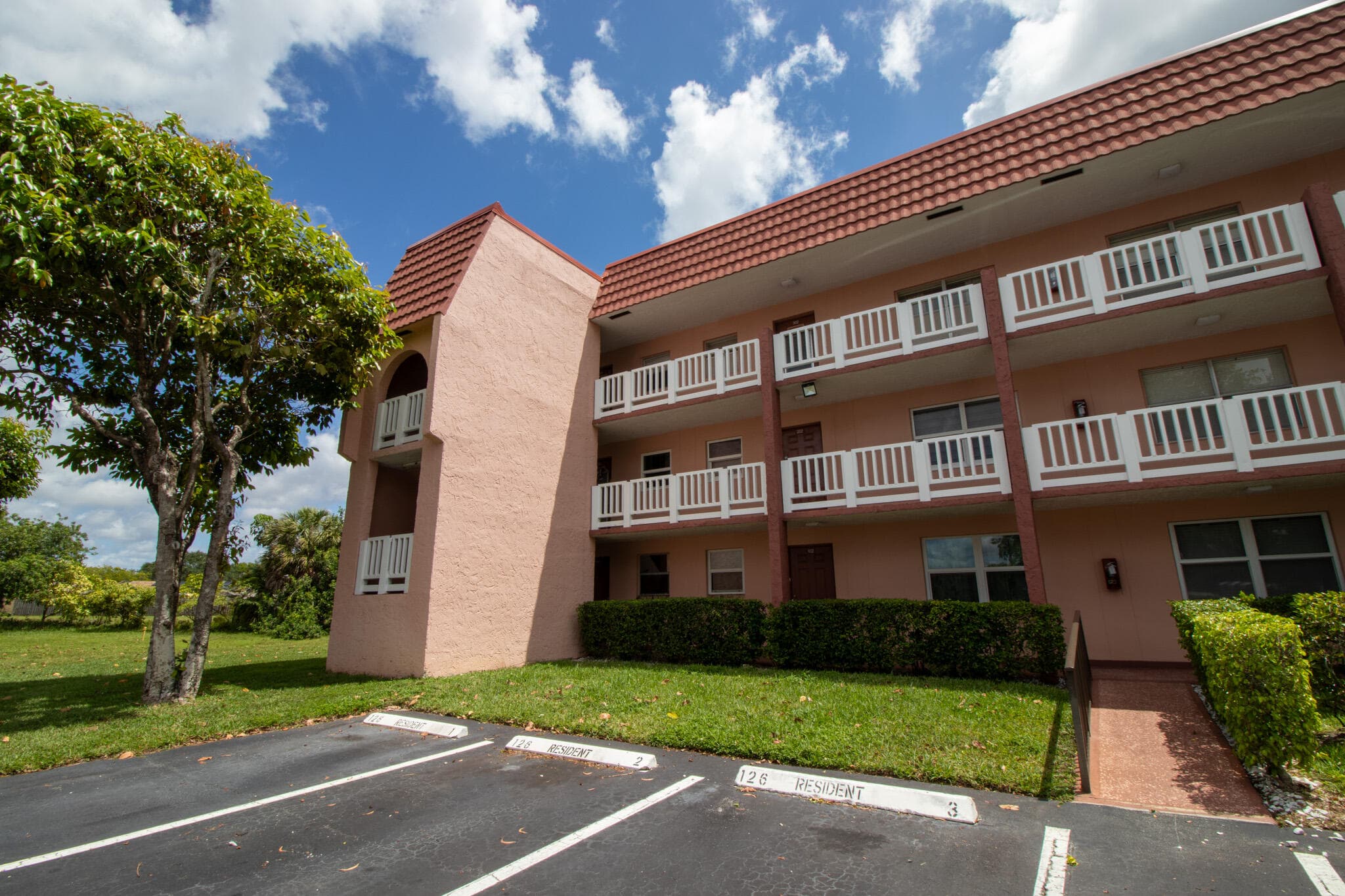9621 Sunrise Lakes Boulevard 102, Sunrise, FL 33322 — photo 1 of 13