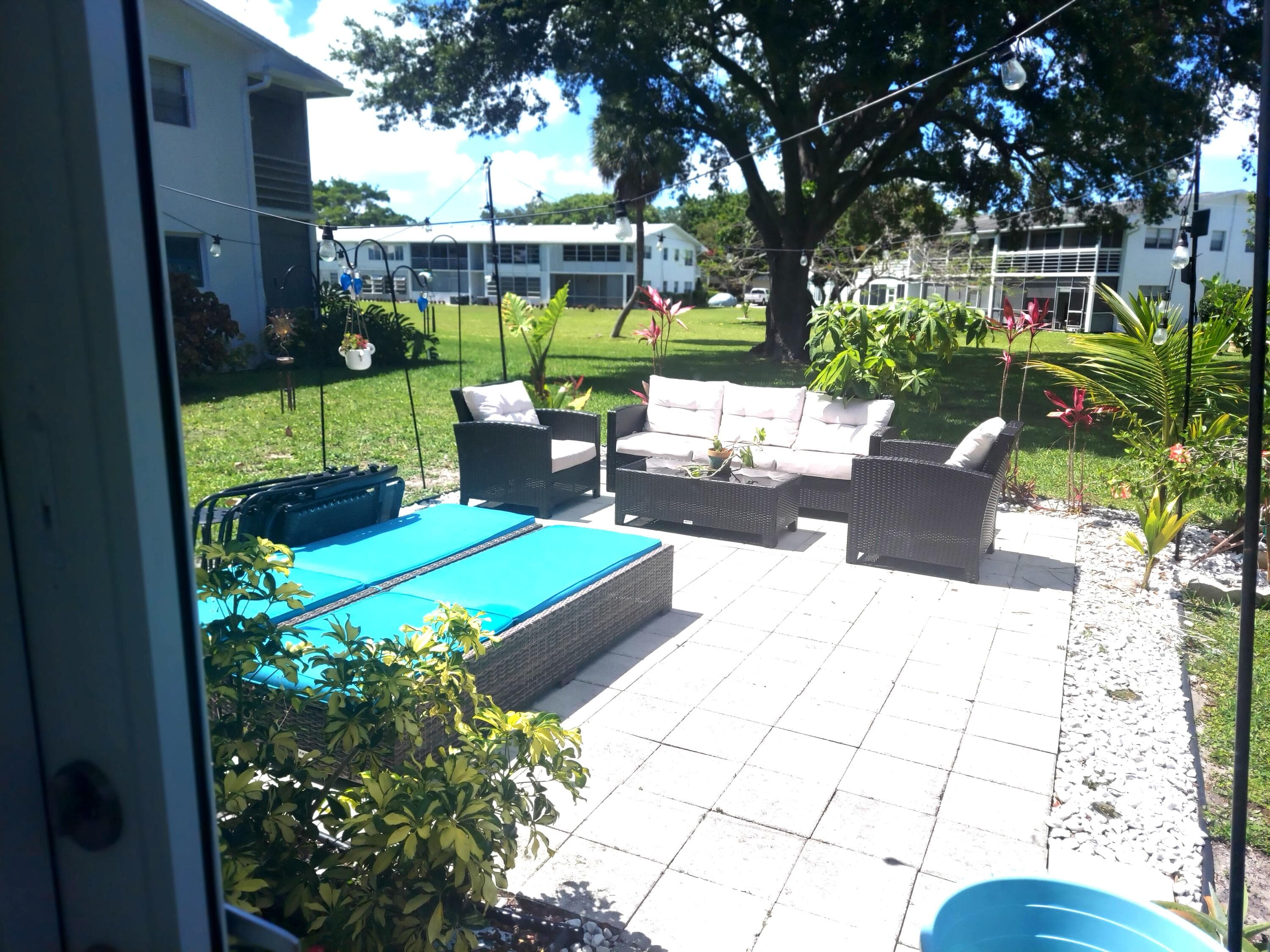 193 Newport L Court 193, Deerfield Beach, FL 33442 — photo 32 of 50