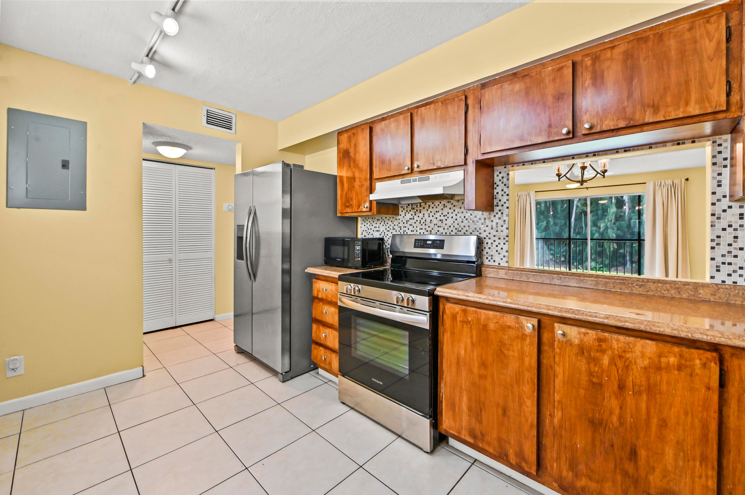 7020 Nova Drive 207d, Davie, FL 33317 — photo 6 of 23