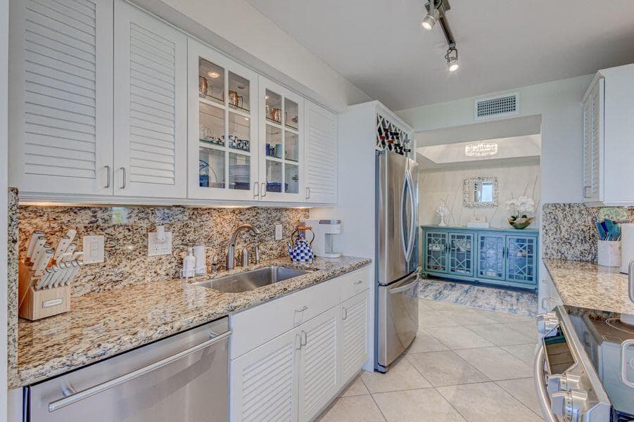 5550 N Ocean Drive 3c, Riviera Beach, FL 33404 — photo 6 of 68