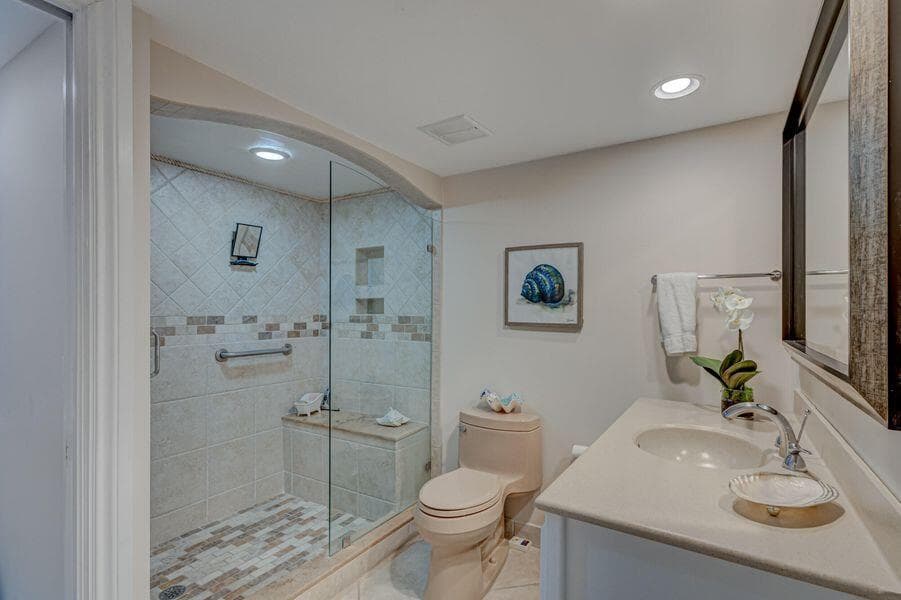 5550 N Ocean Drive 3c, Riviera Beach, FL 33404 — photo 20 of 68