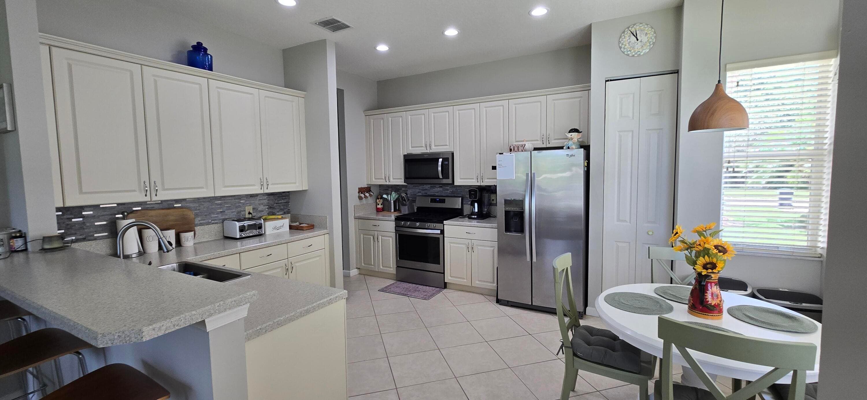 195 NW Willow Grove Avenue, Port St. Lucie, FL 34986 — photo 12 of 23