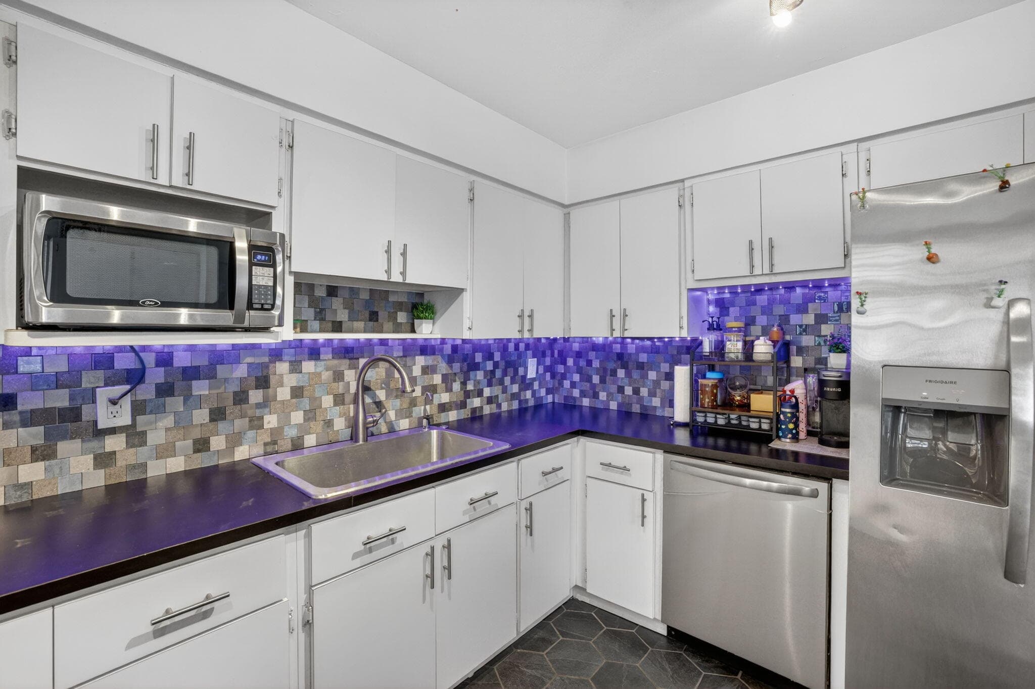633 NW 30th Street, Wilton Manors, FL 33311 — photo 5 of 30