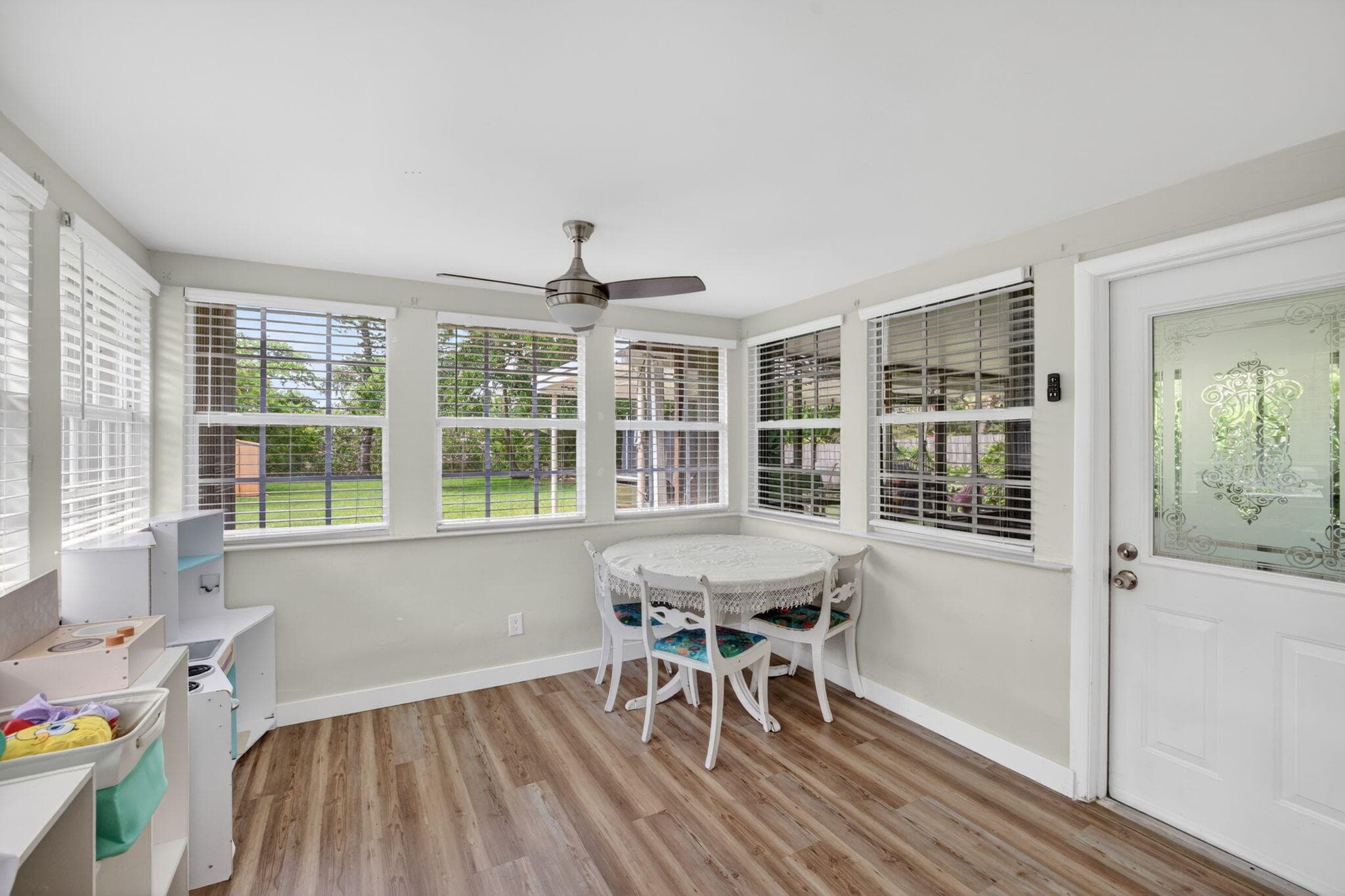 633 NW 30th Street, Wilton Manors, FL 33311 — photo 17 of 30